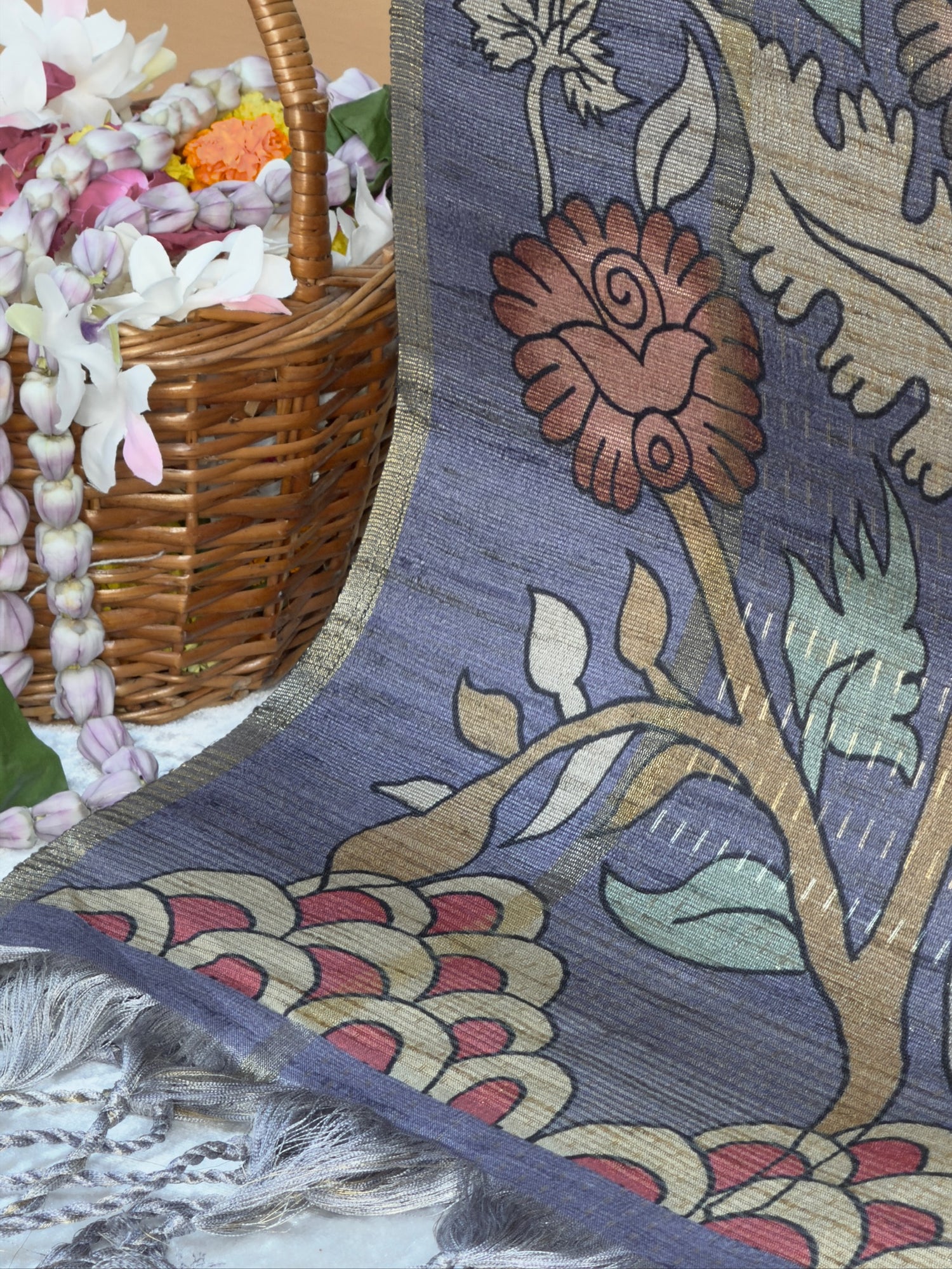 UTSAV BANARAS 386: Tussar Silk Pen Kalamkari Printed Saree Dusty Rose with Heritage Figurative Border