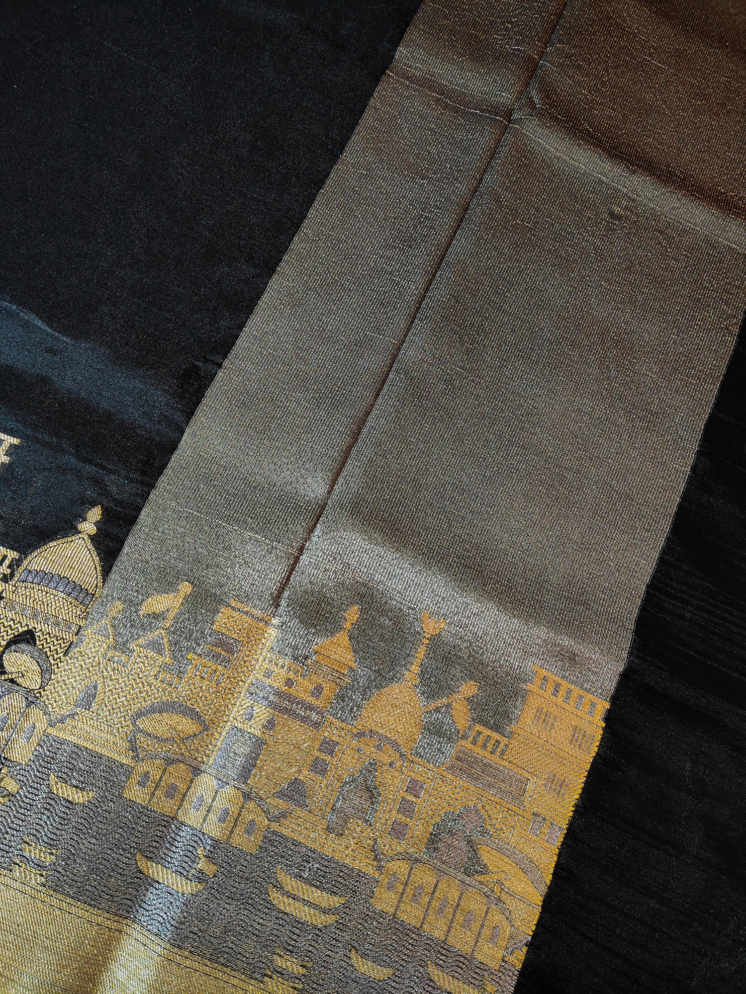 "UTSAV BANARAS 003" Banarasi Black Kashi Ghat Pattern Silk Saree