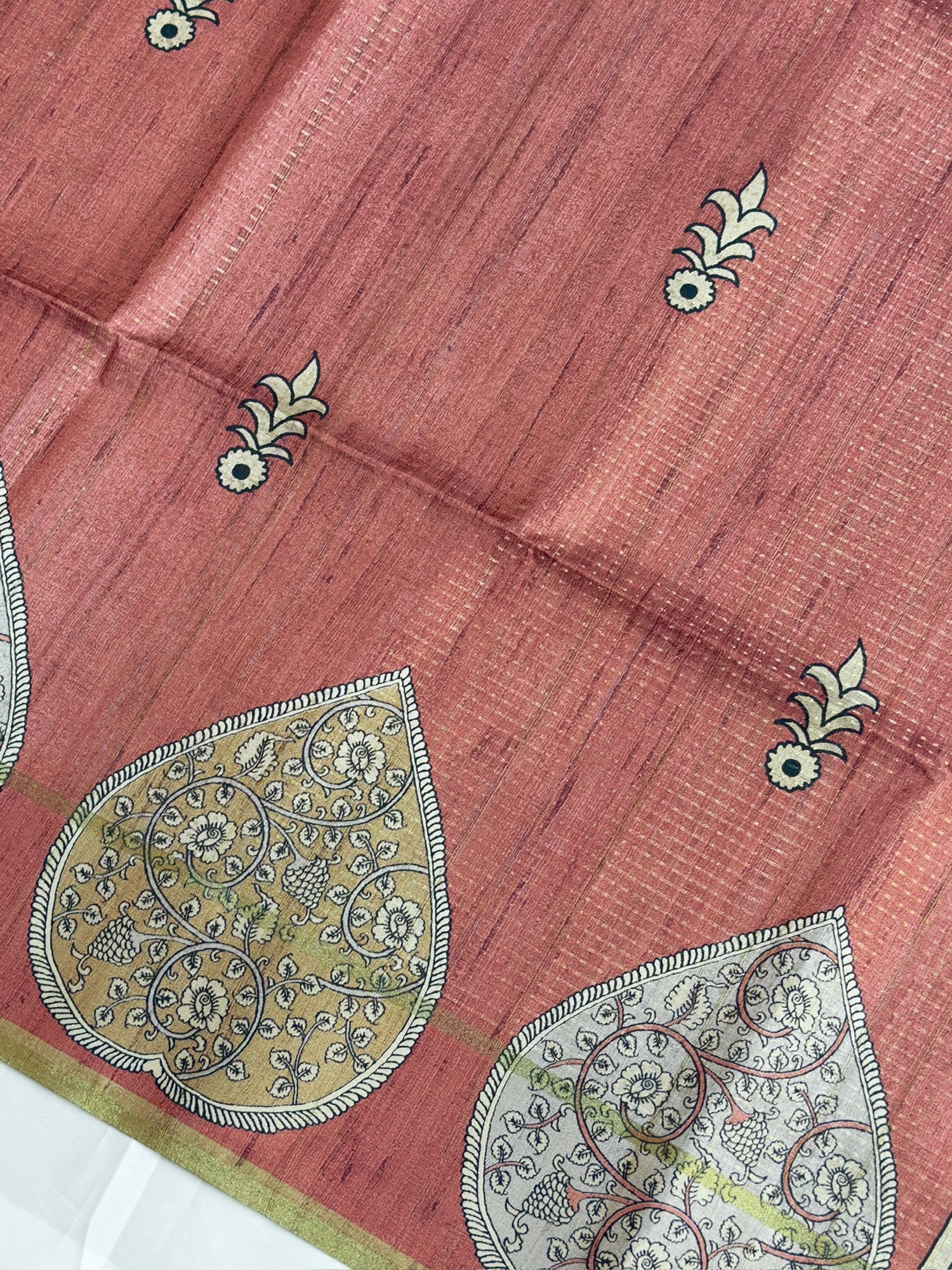 UTSAV BANARAS 390: Dusty Red Tussar Silk Saree with Mythological Kalamkari Print and Royal Elephant Prints Pallu