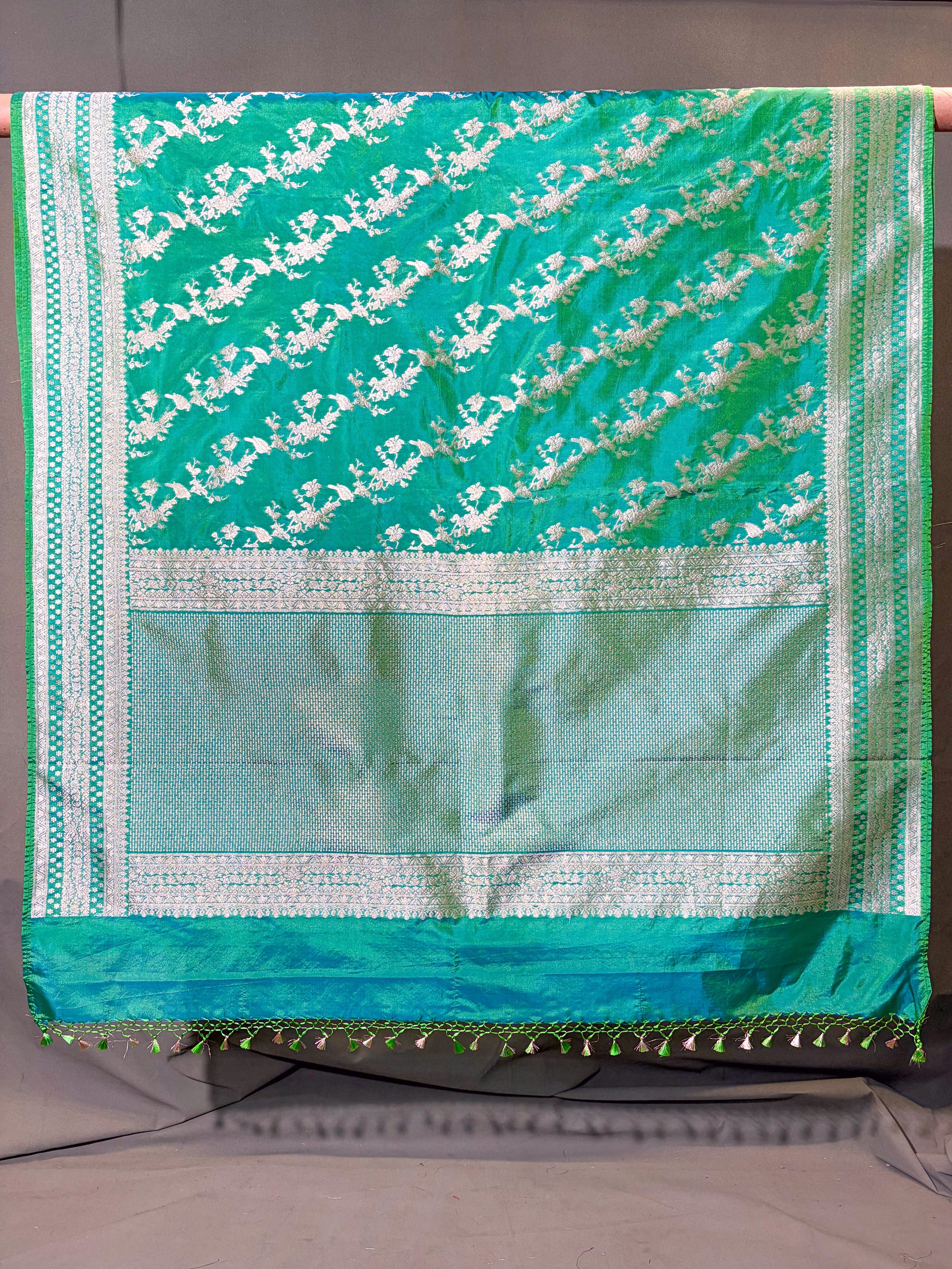 WAAH BANARAS 150: Dual Tone Pine Green Semi Katan Silk Saree with Gold Zari Floral Jaal