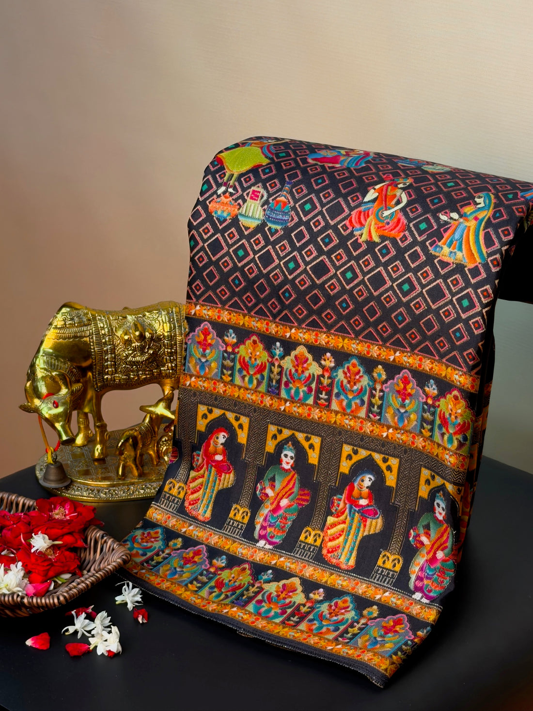 UTSAV BANARAS 475G: Black Butter Silk Saree with Heritage Position Print &amp; Contrast Blouse