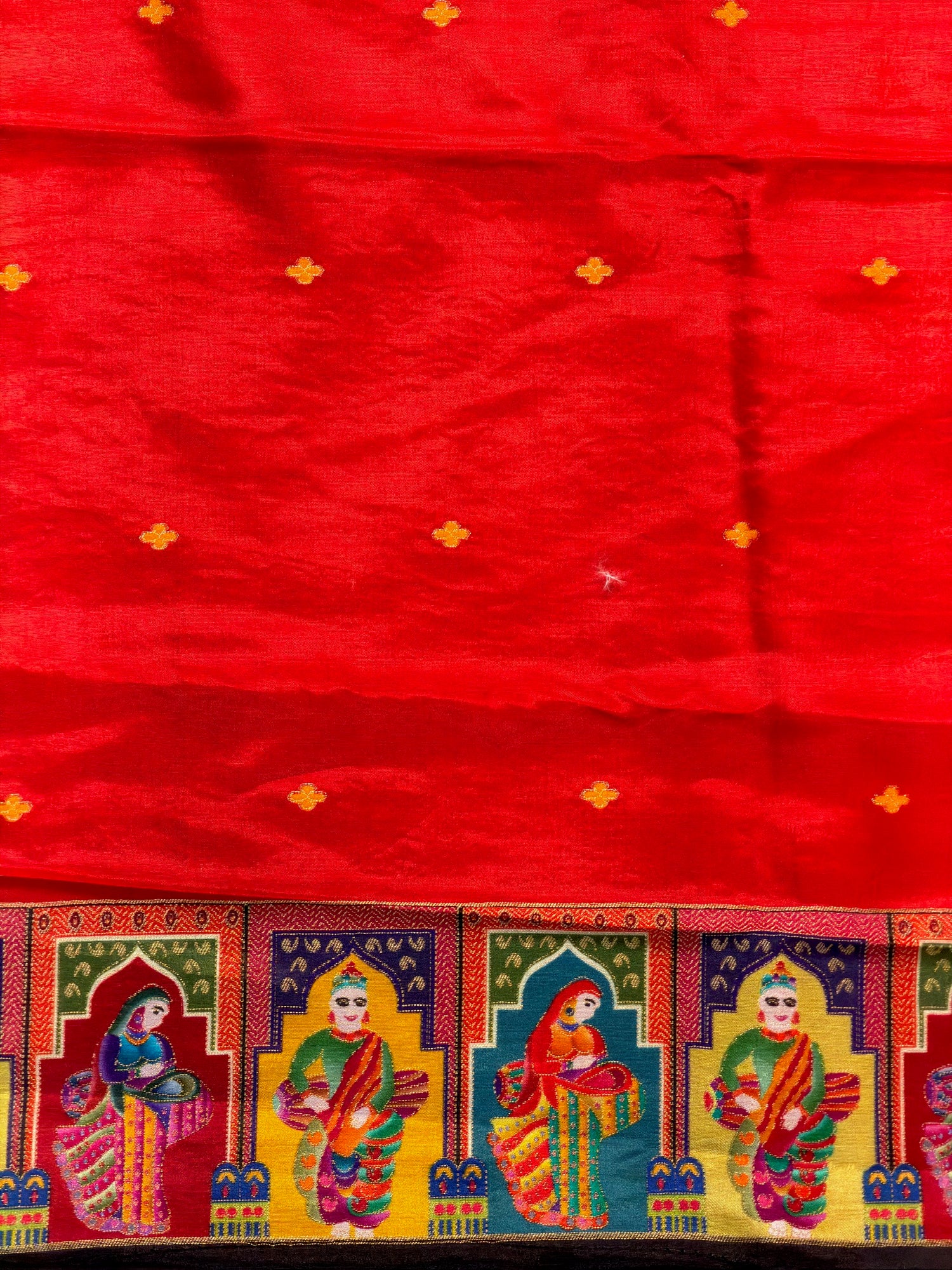 UTSAV BANARAS 475G: Black Butter Silk Saree with Heritage Position Print &amp; Contrast Blouse