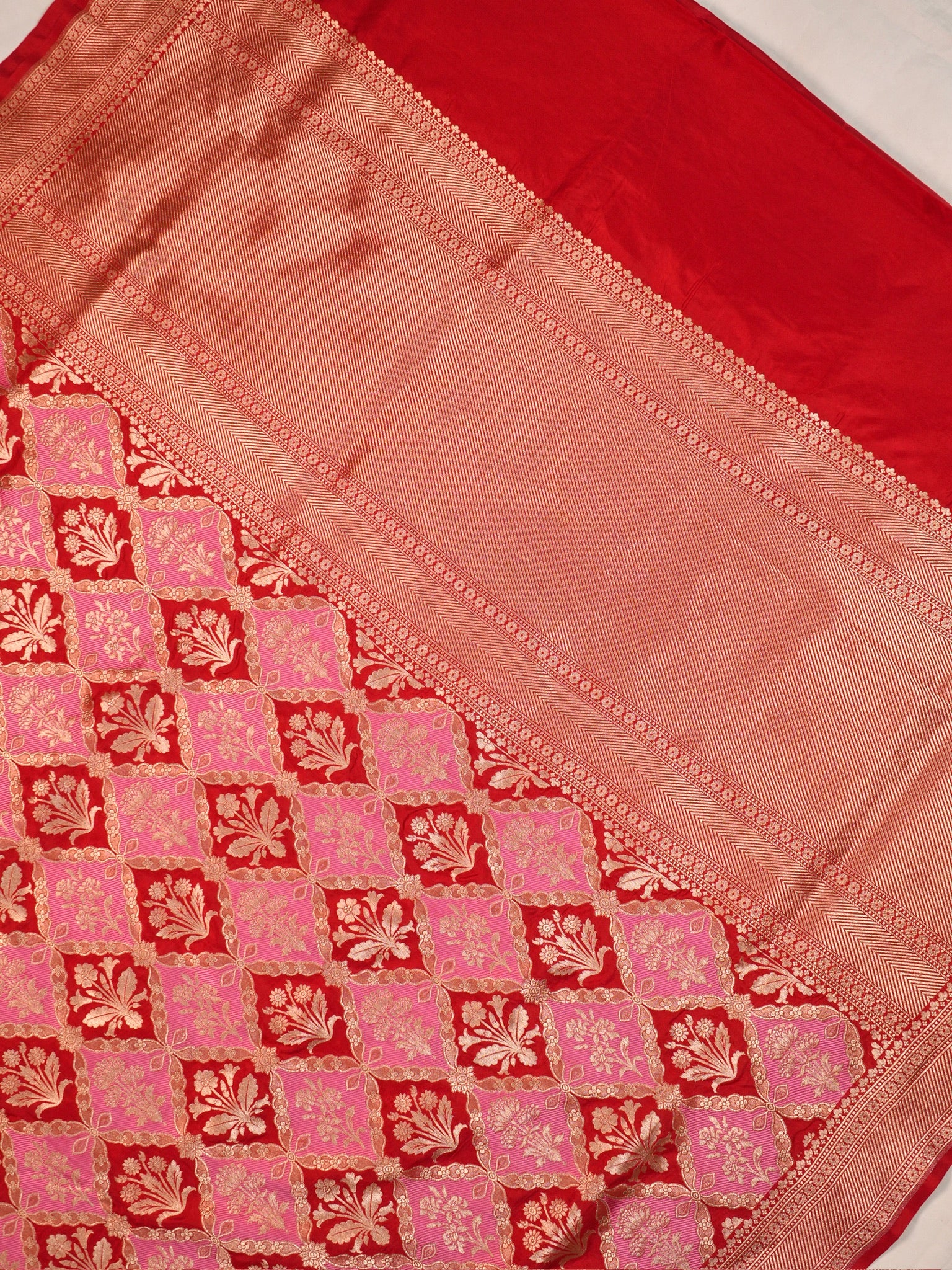 VIRASAT 427A: Silk Mark Certified Green Pure Handloom Silk Saree with Kadwa Zari Weaving