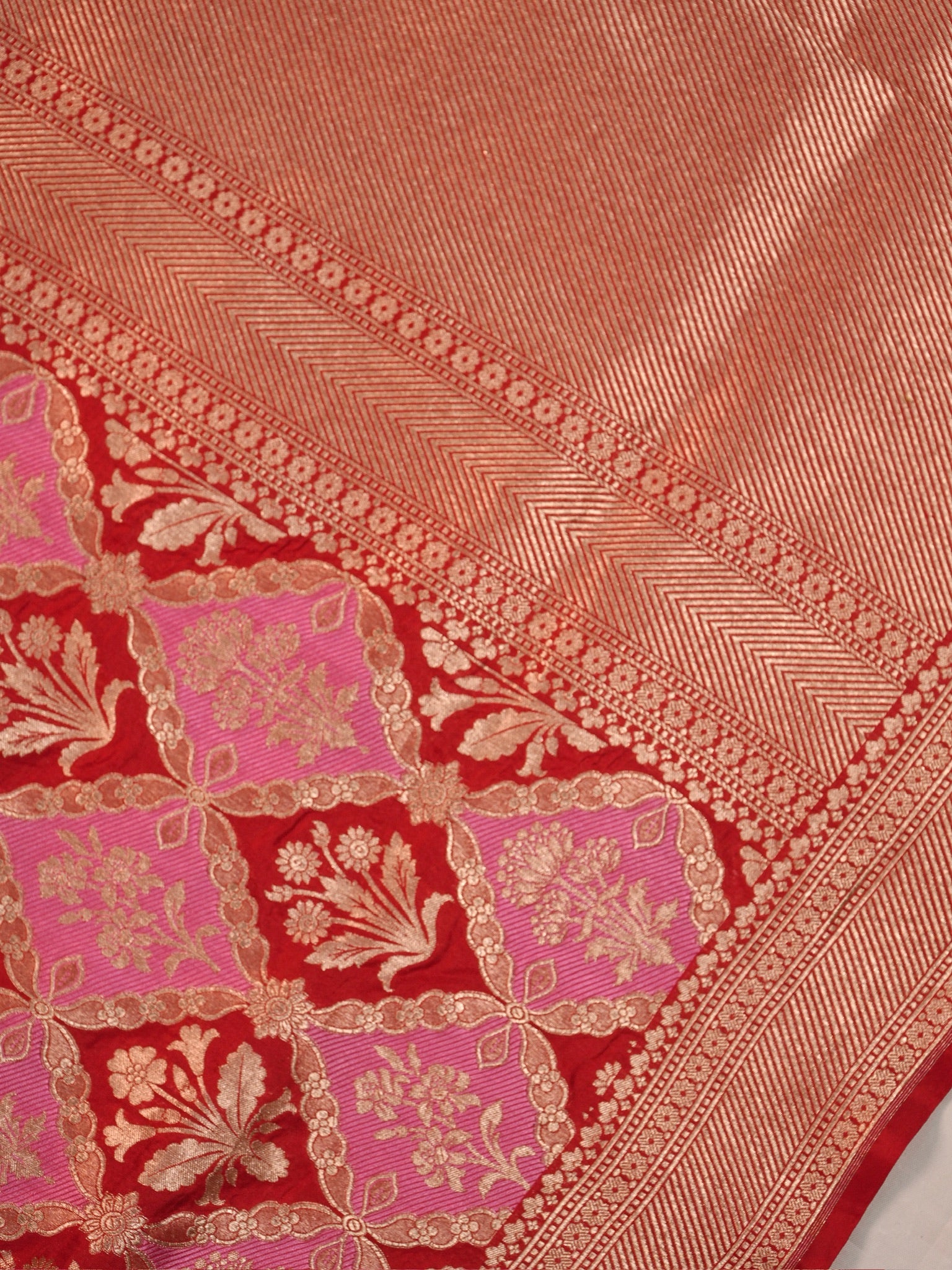 VIRASAT 427A: Silk Mark Certified Green Pure Handloom Silk Saree with Kadwa Zari Weaving