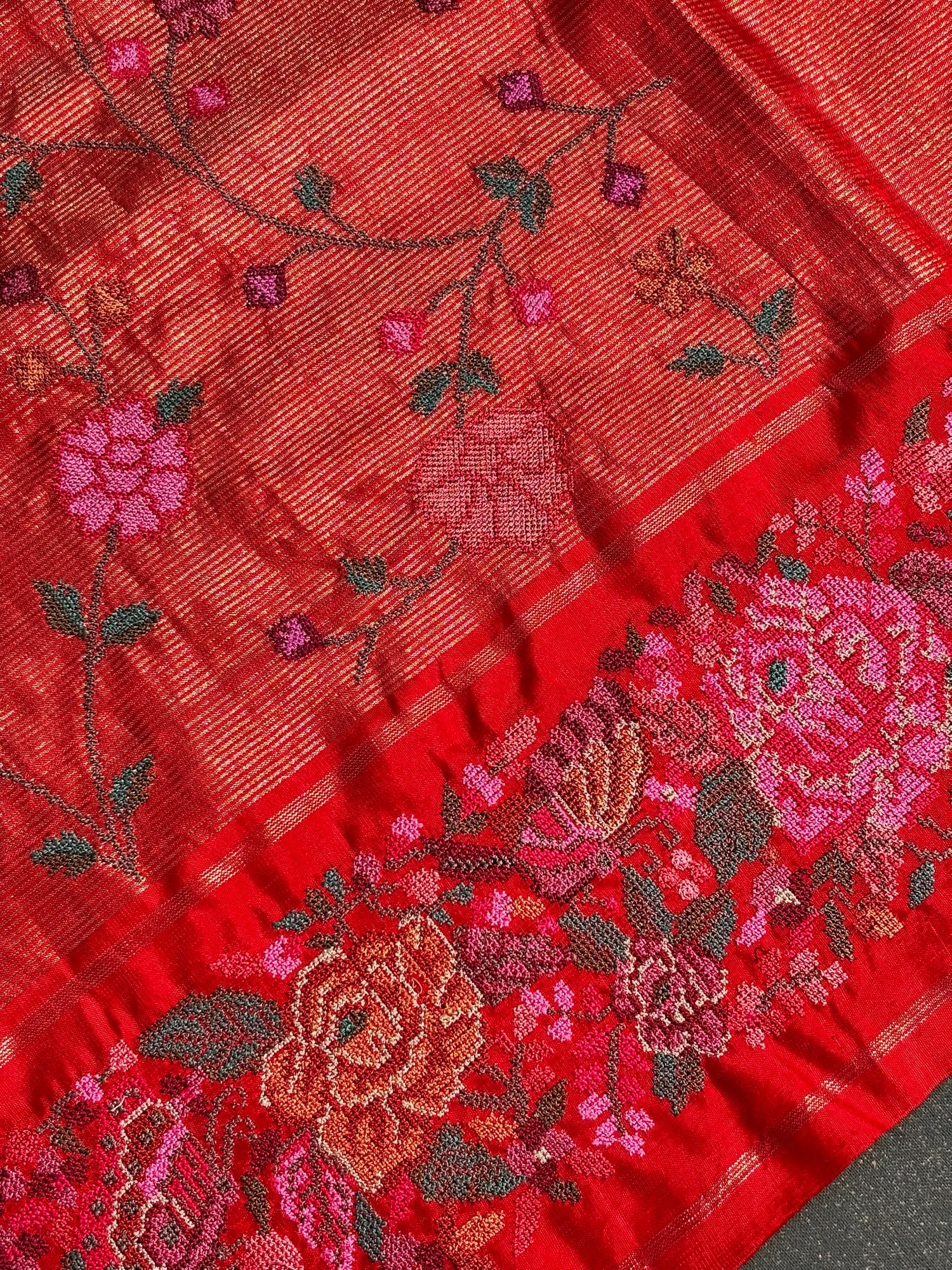 Founder Choice 059: Surkh Laal Pure Kanjivaram Silk Saree with Cross Stitch Handwork | Silk Mark Certified