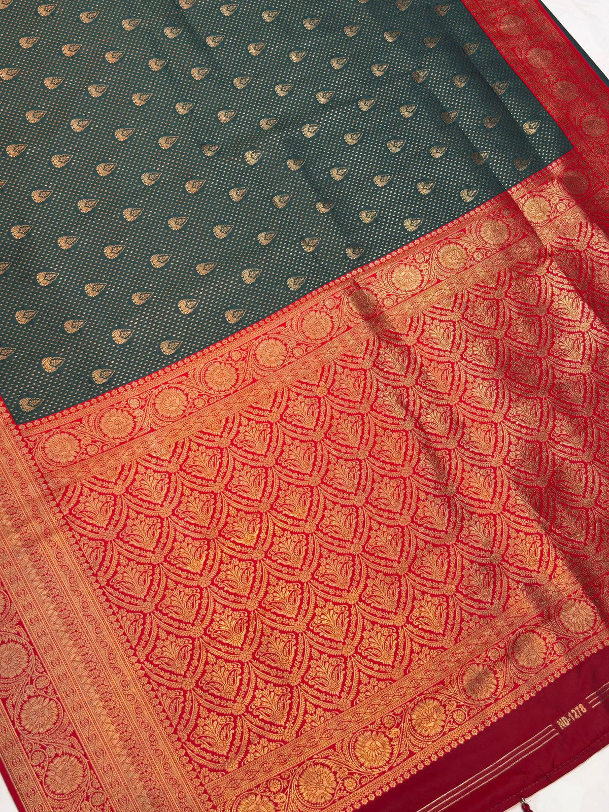 UTSAV BANARAS 451: Deep Green Banarasi Silk Saree with Antique Zari Butis &amp; Regal Antique Zari Border