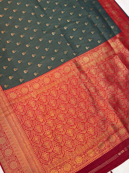 UTSAV BANARAS 451: Deep Green Banarasi Silk Saree with Antique Zari Butis &amp; Regal Antique Zari Border