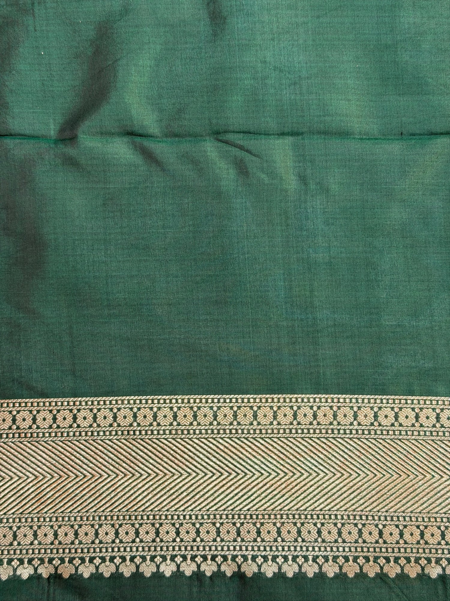 VIRASAT 427: Silk Mark Certified Green Pure Handloom Silk Saree with Kadwa Zari Weaving