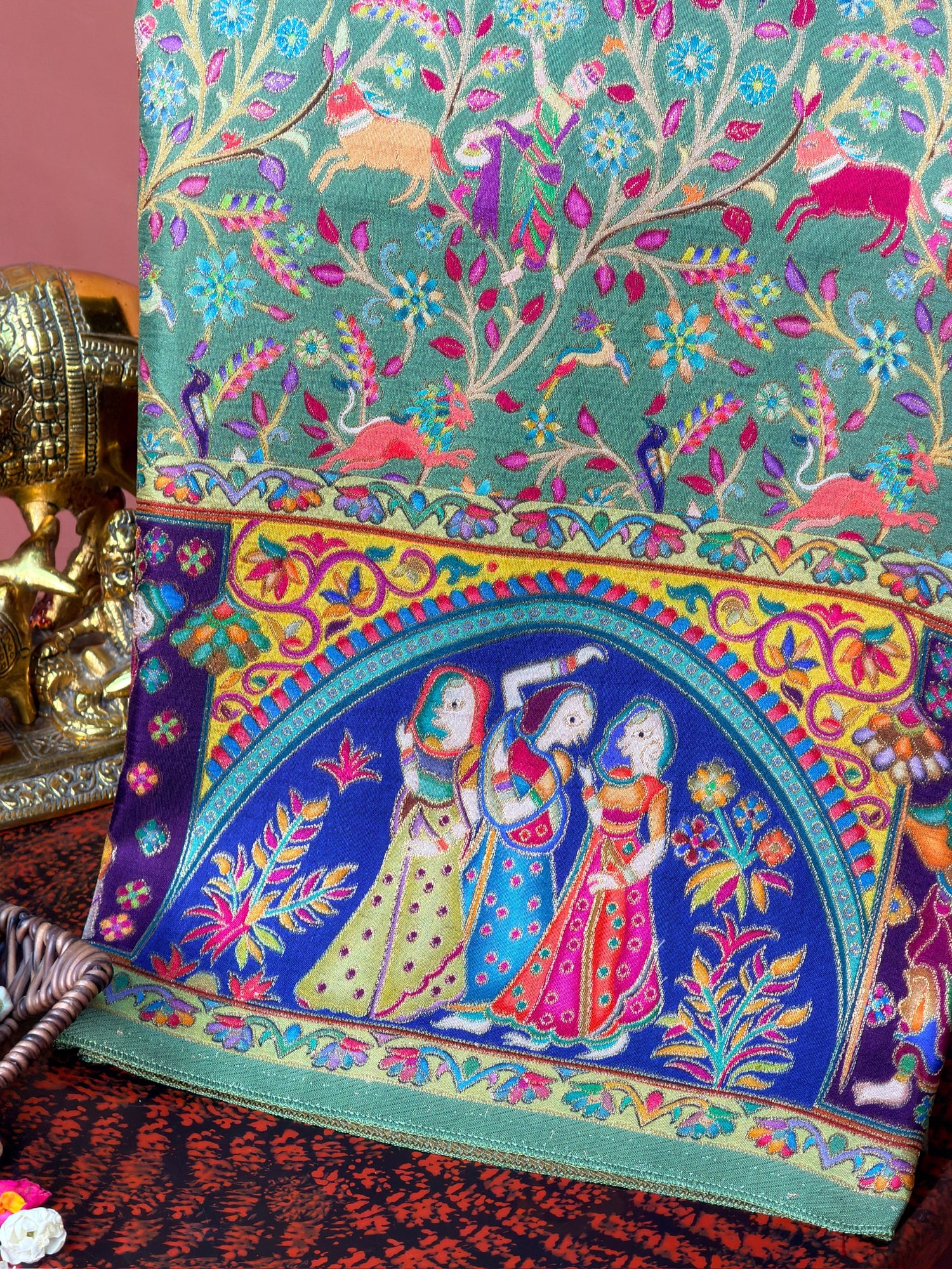 UTSAV BANARAS 479A: Light Green Butter Silk Saree with Kalamkari Position Print &amp; Contrast Blouse