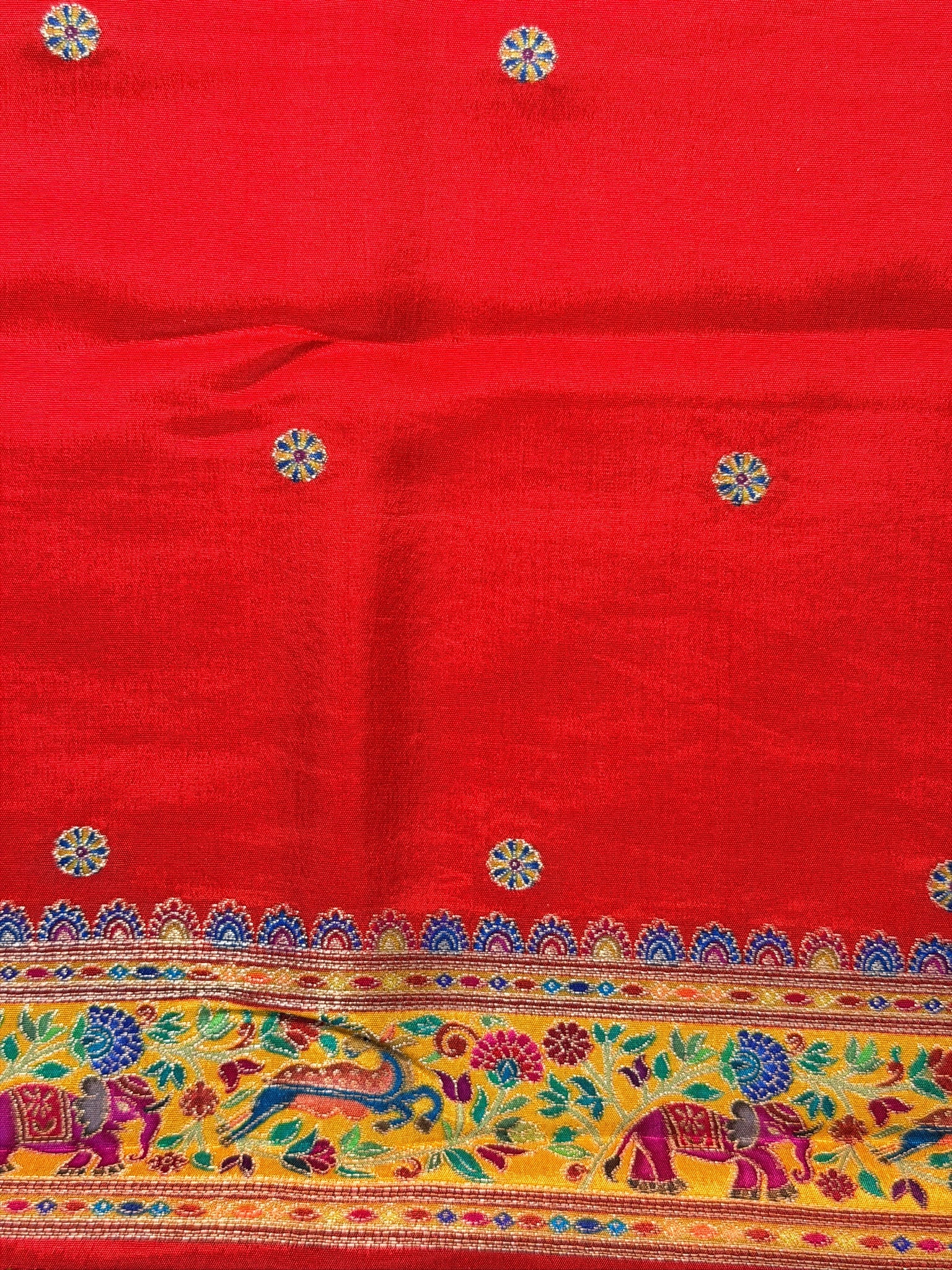 UTSAV BANARAS 479C: Bright yellow Butter Silk Saree with Kalamkari Position Print &amp; Contrast Blouse