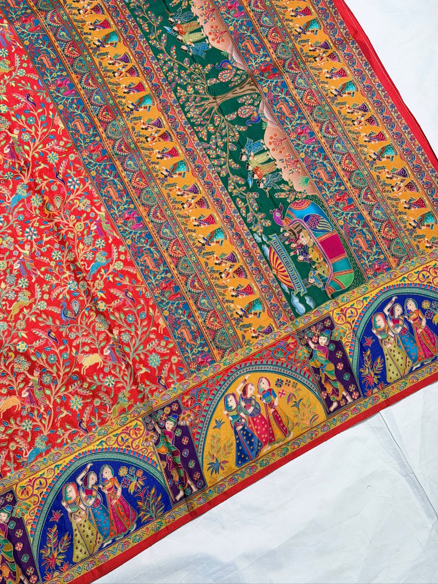 UTSAV BANARAS 479F: Classic Red Butter Silk Saree with Kalamkari Position Print &amp; Contrast Blouse