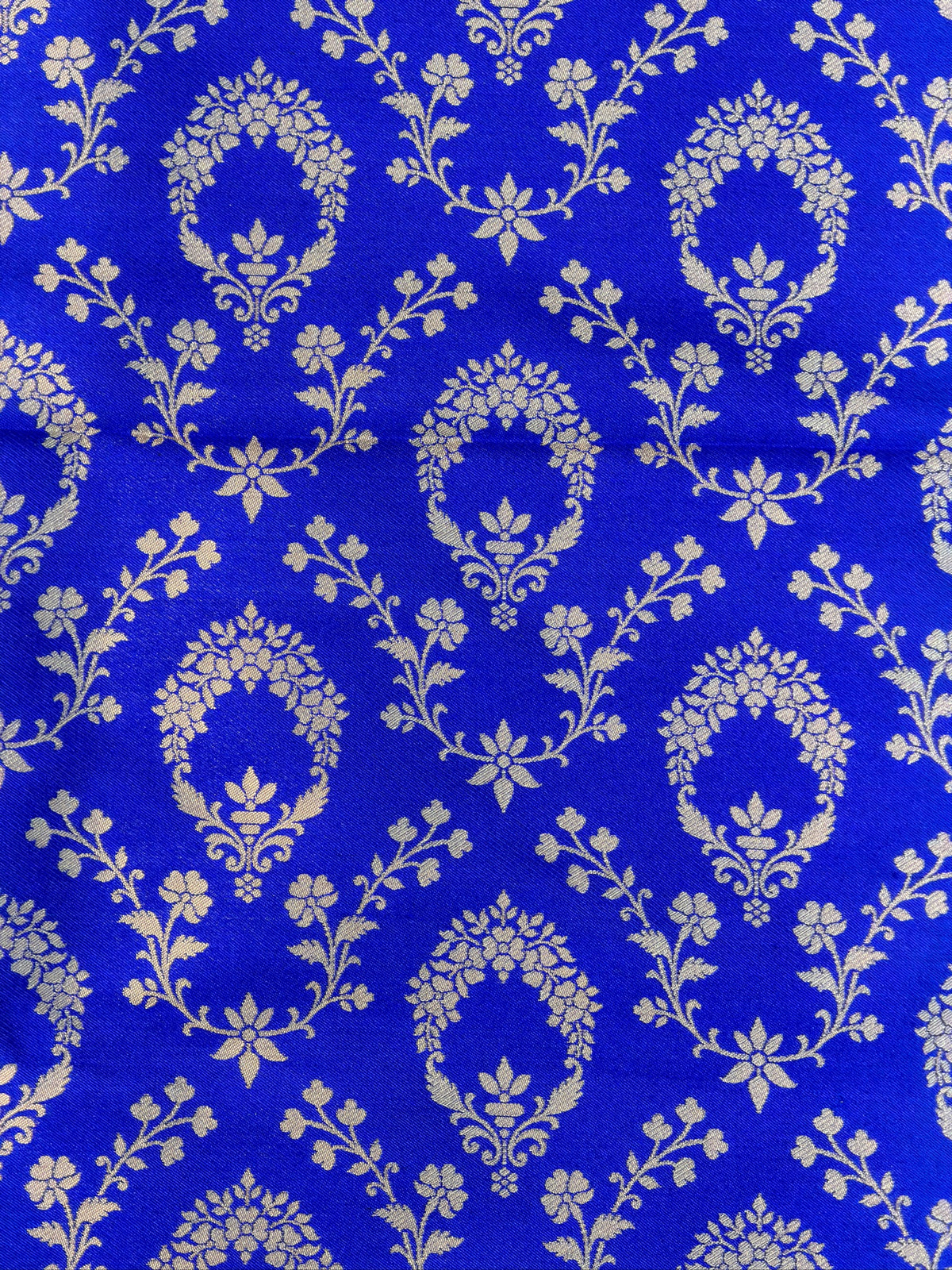 VIRASAT 447: Pure Handloom Tanchoi Silk Saree Royal Blue &amp; Silver Reversible | Silk Mark Certified | Dual Side Elegance