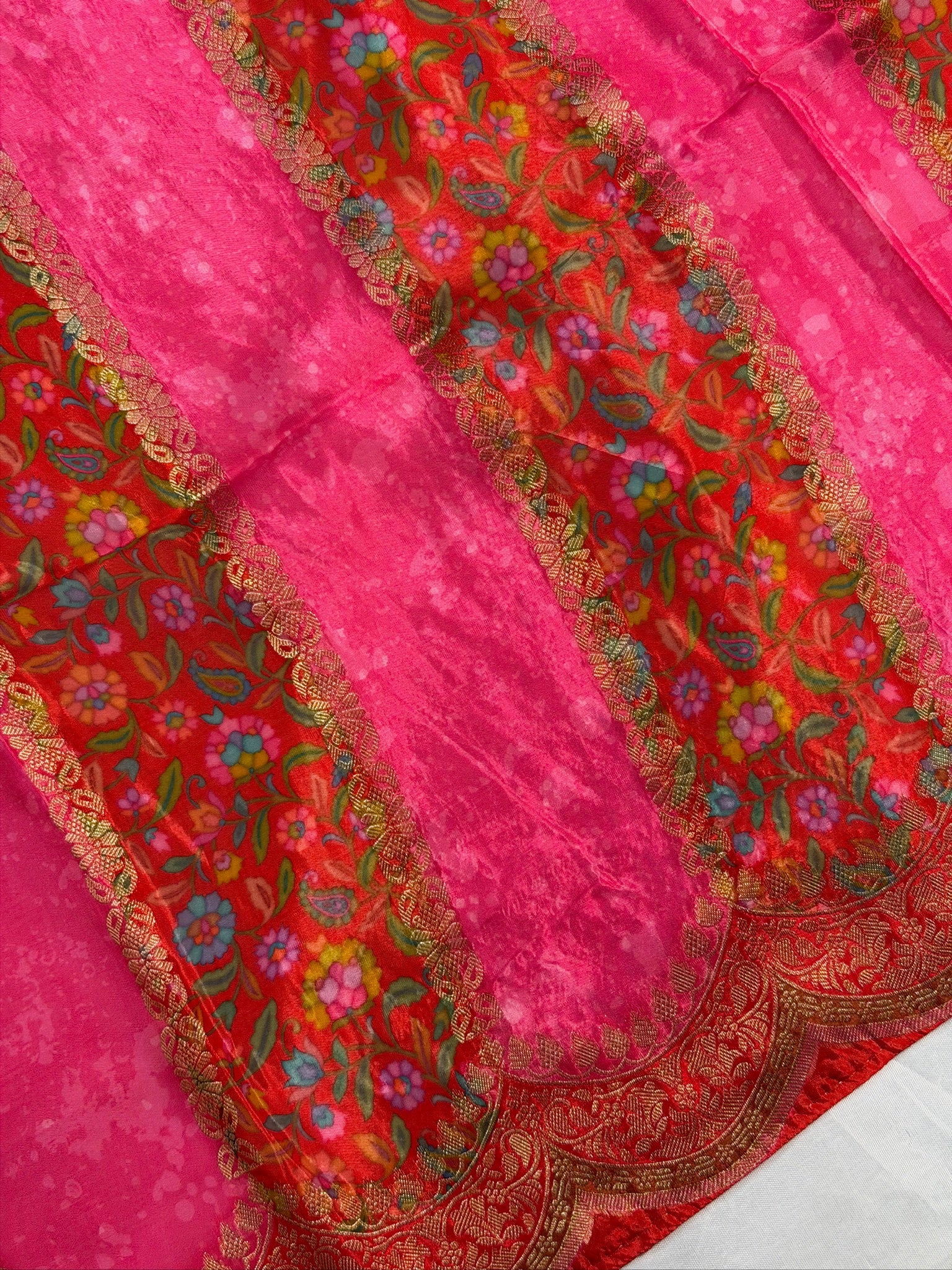 UTSAV BANARAS 493: Malai Silk Digital Print Saree with Zari Vertical Design &amp; Scallop Border