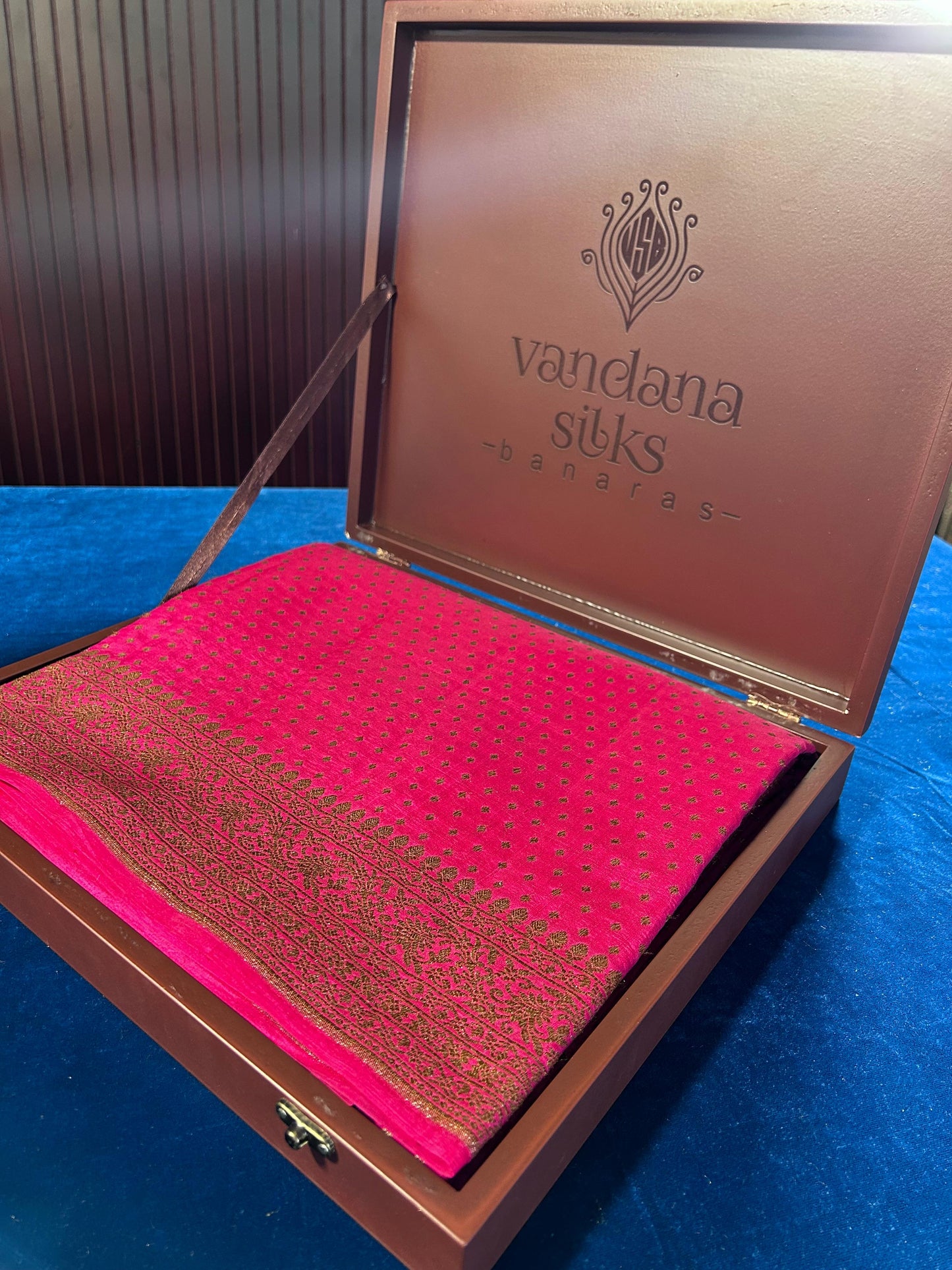 Sunanda Puniya: Pure Malda Silk Saree in Rose Hue with Antique Zari Thousand Buti Design