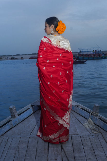 Red Pure Katan Silk Handloom Banarasi Kadwa Saree