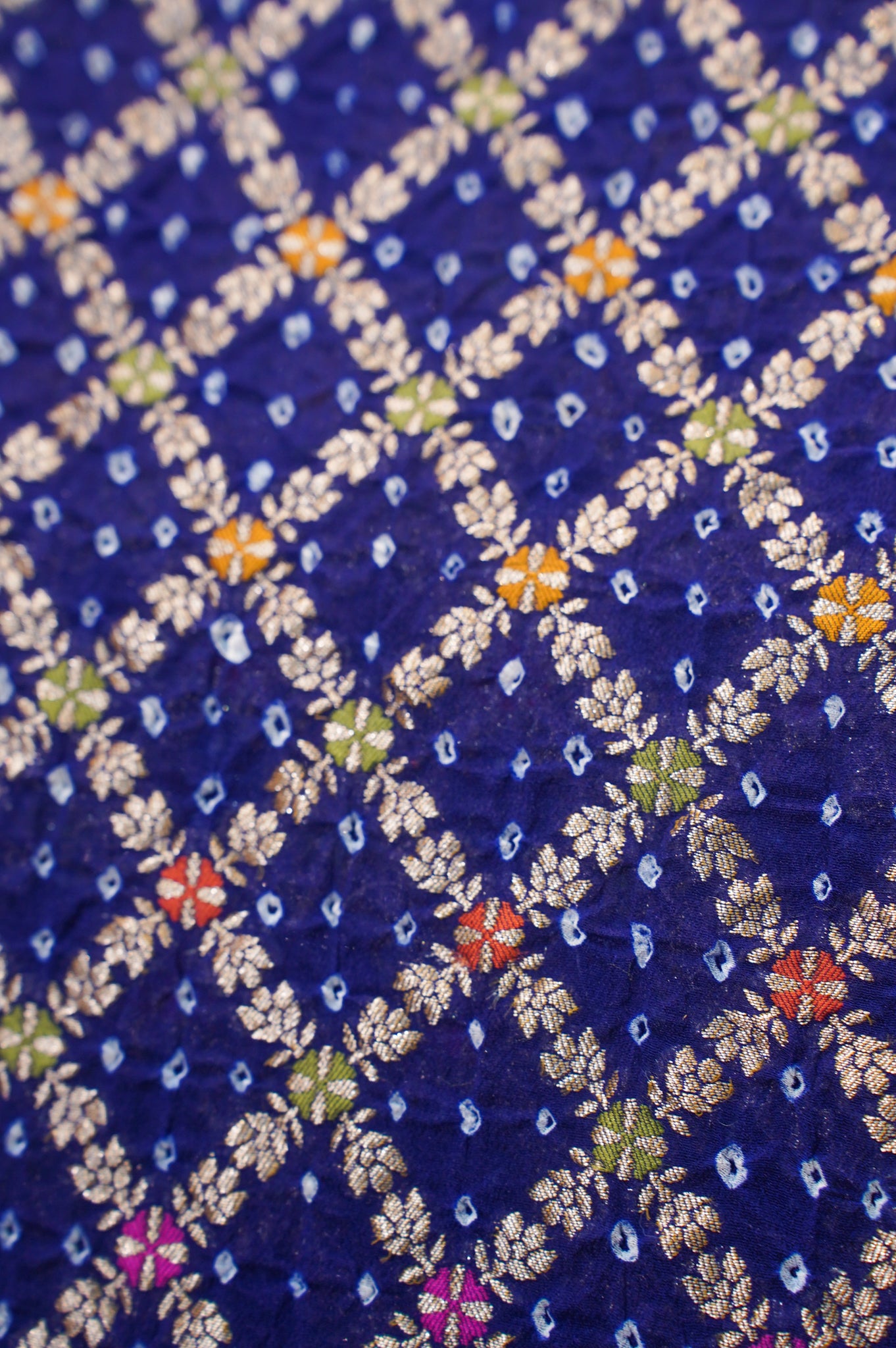 VIRASAT 346: Elegant shade of Navy &amp; Rani Pure Banarasi Georgette Silk Bandhani Saree With Meenakari Work on Border