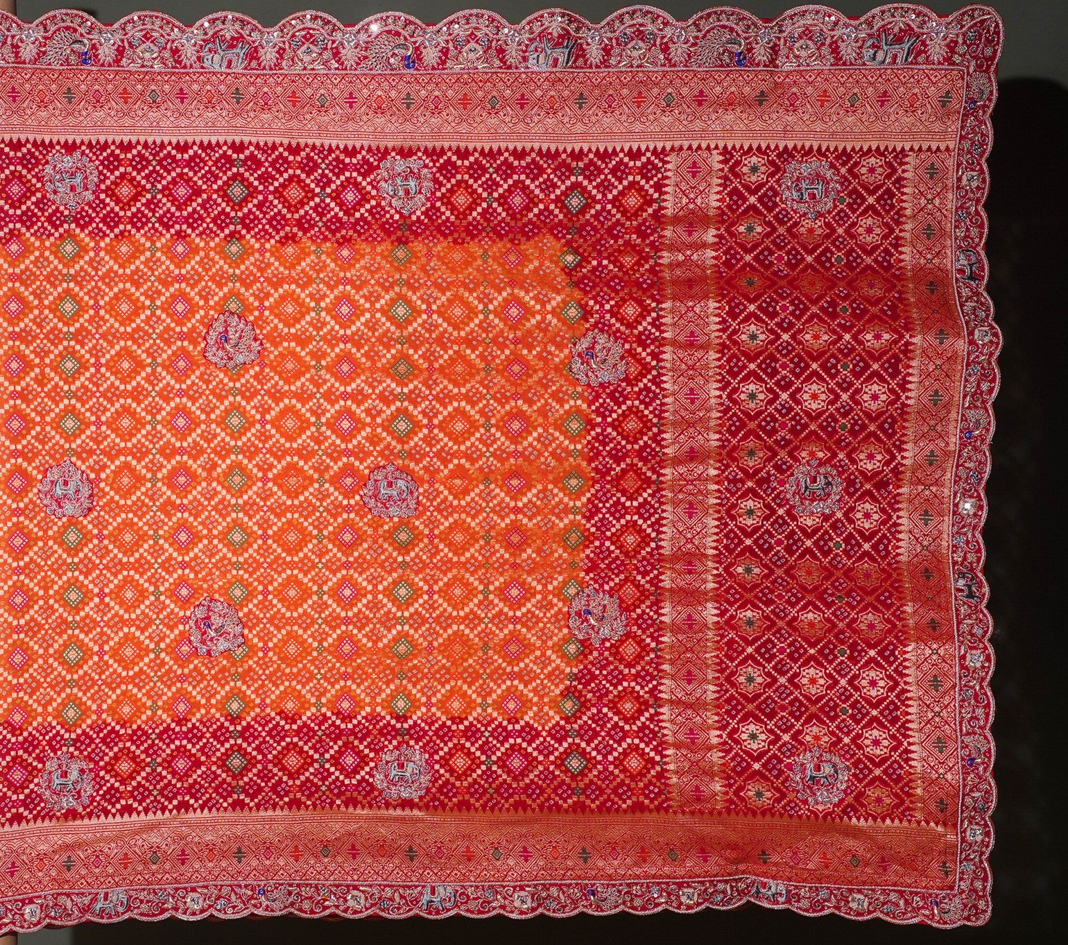 ODHANA 002: Lovely Red &amp; Orange Handcrafted Bandhani Pure Khaddi Georgette Odhana with Zari Border