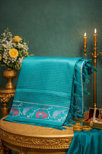 "Founder Choice 009" Banarasi Enchanting Rama Green Resham Work Pure Silk Saree With Bird Motifs
