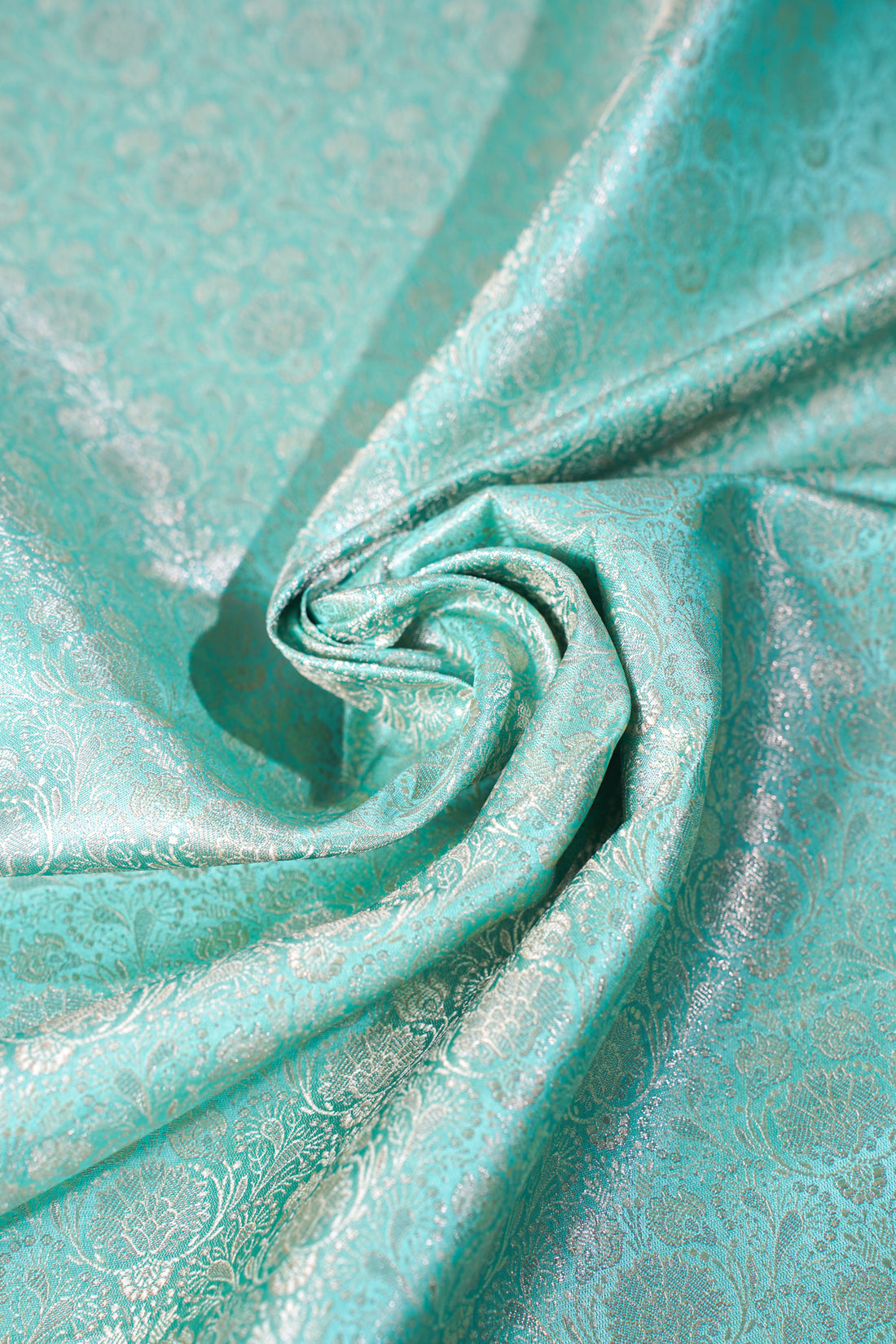 "MCF 23" Banarasi Sky Blue Handloom Tanchui Alfi Jaal Febric