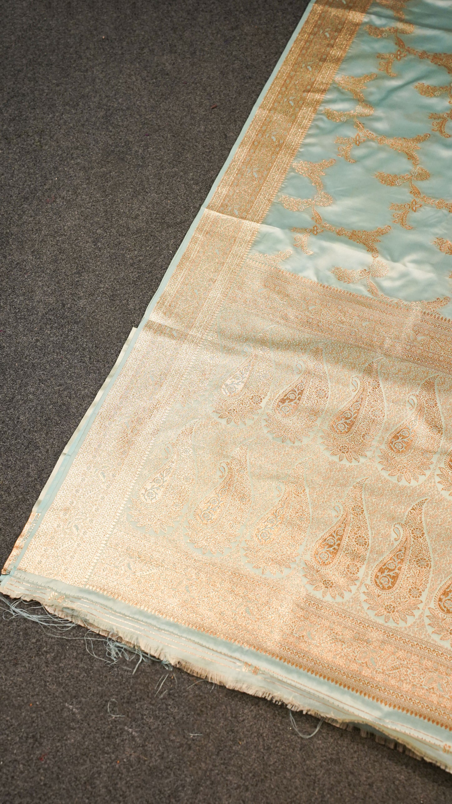 "UTSAV BANARAS 132" Banarasi Sky Blue Mashru Silk Saree