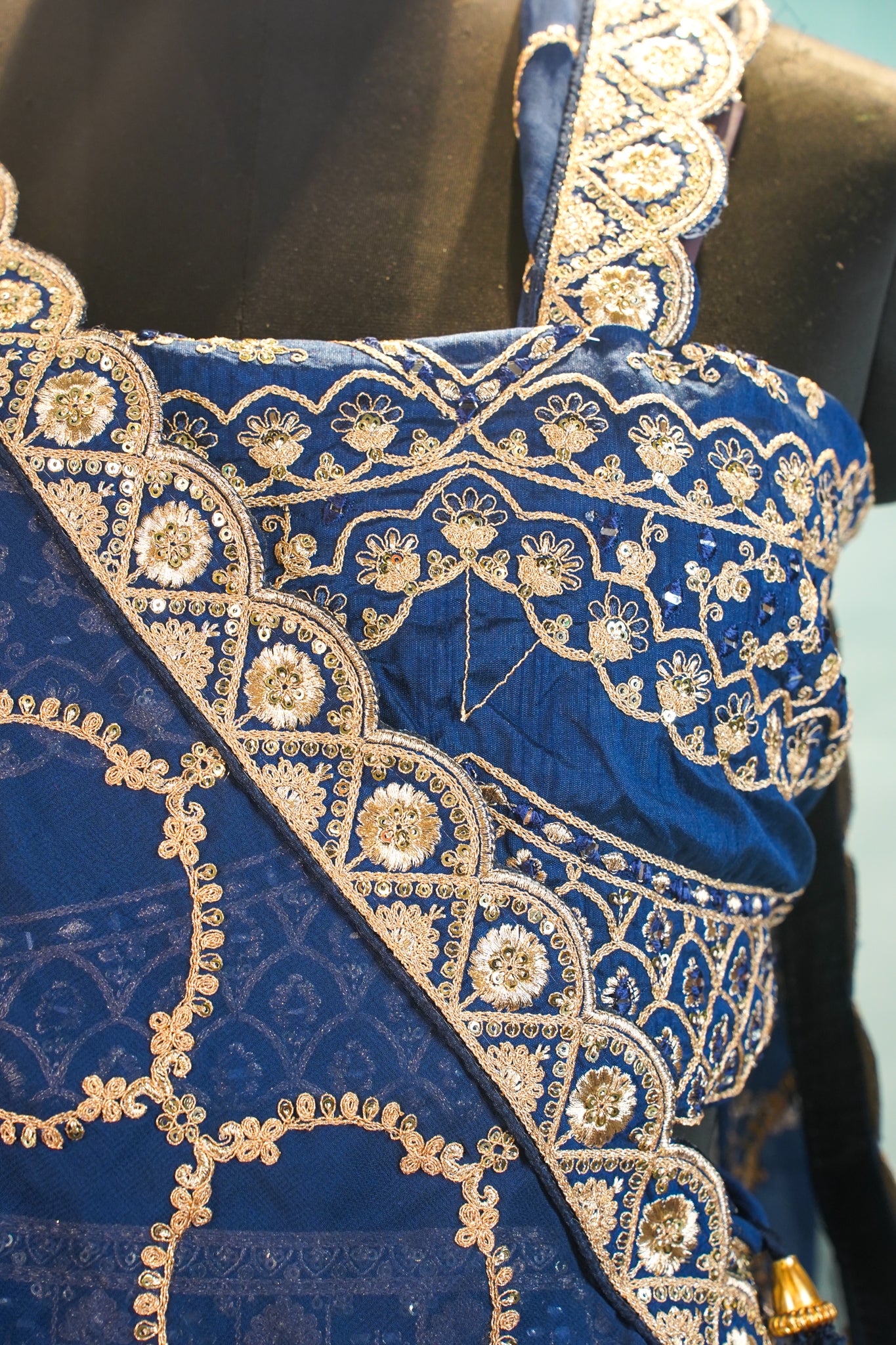 "Mansi 017" Banarasi Traditional Silk Lehenga With Jaal Flower Work