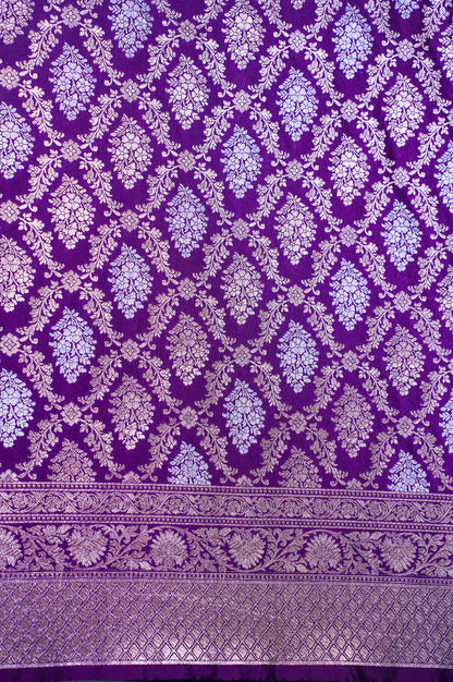 "WAAH BANARAS 114" Banarasi Move Jaal Pattern Vegan Silk Saree