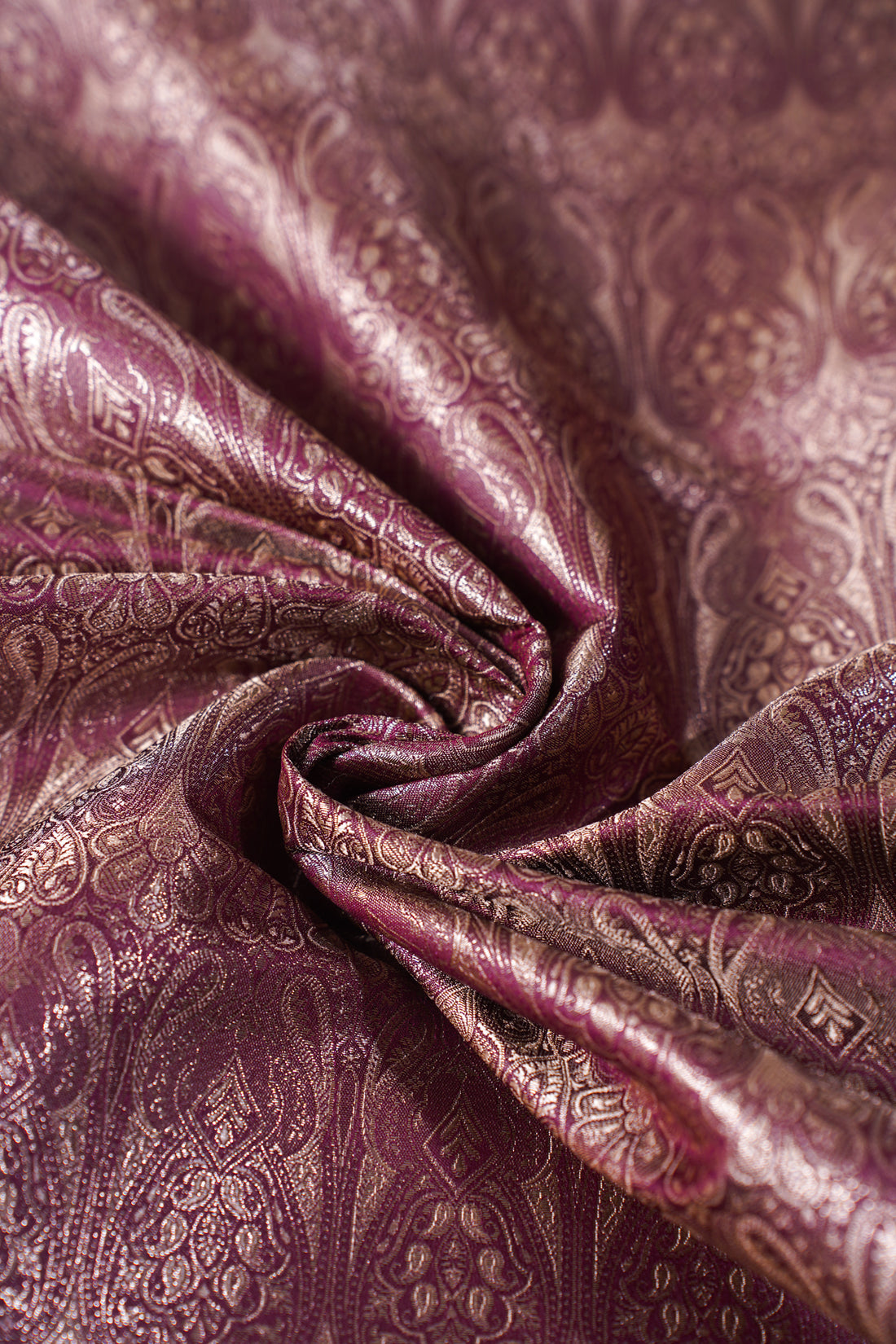 "MCF 18" Banarasi Maroon Handloom Tanchui Alfi Jaal Febric