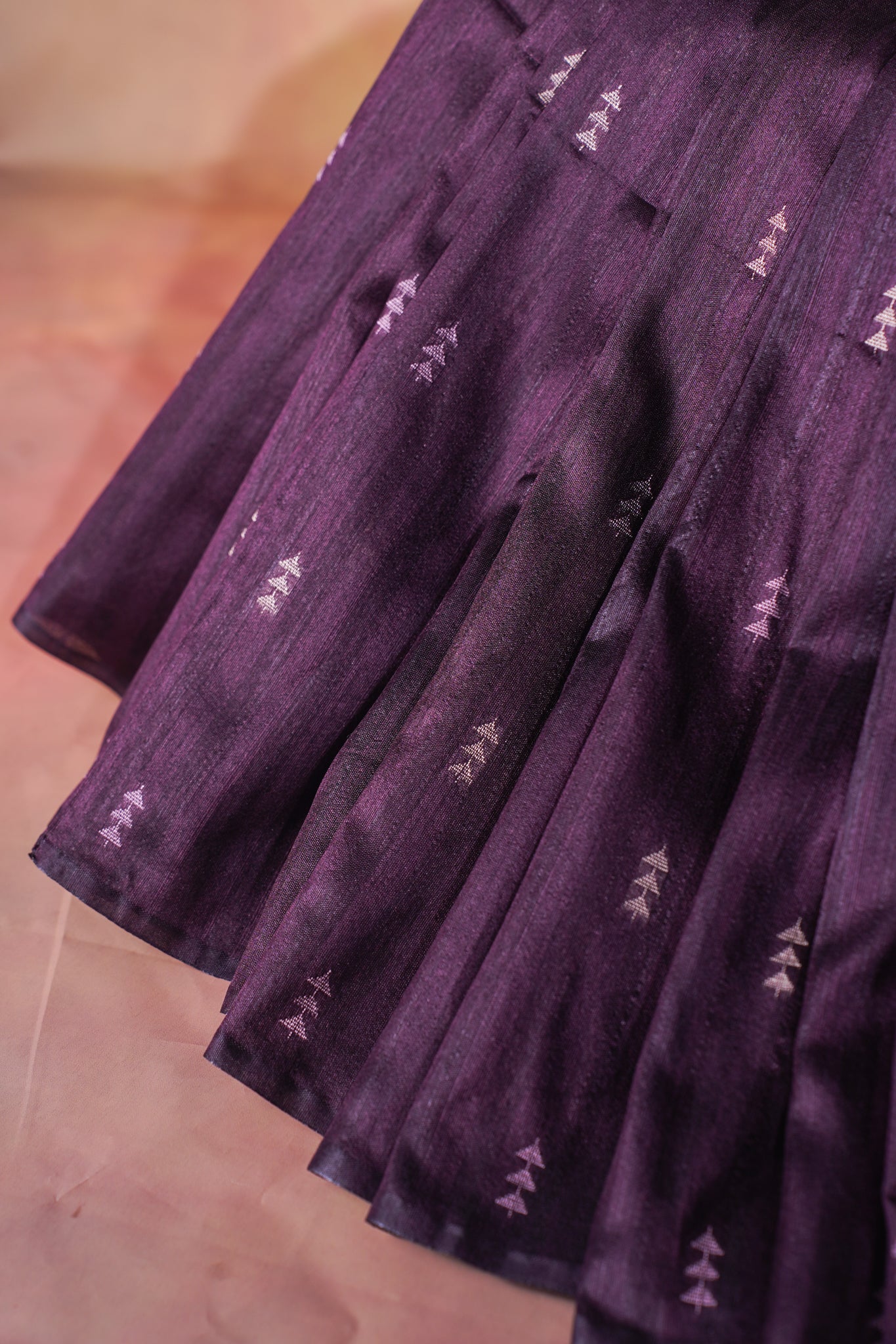 "UTSAV BANARAS 211" Banarasi Elegant Purple Raw Mango Silk Saree With Zari Buta