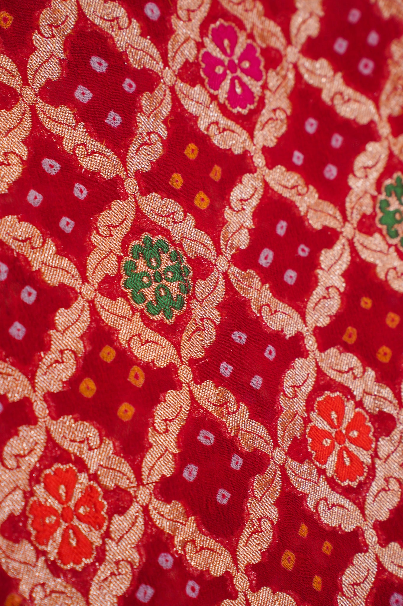 ODHANA 004: Dulhan Red Handcrafted Bandhani Pure Khaddi Georgette Odhana with Zari Border