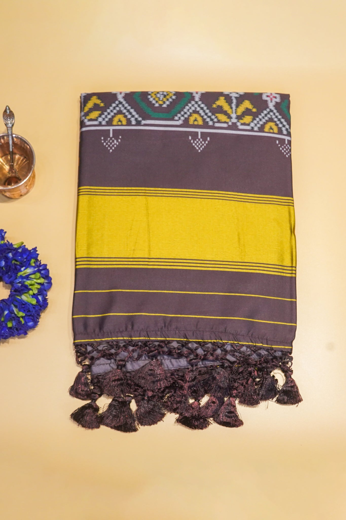 "UTSAV BANARAS 175" Banarasi Elegant Brown Ikat Silk Saree