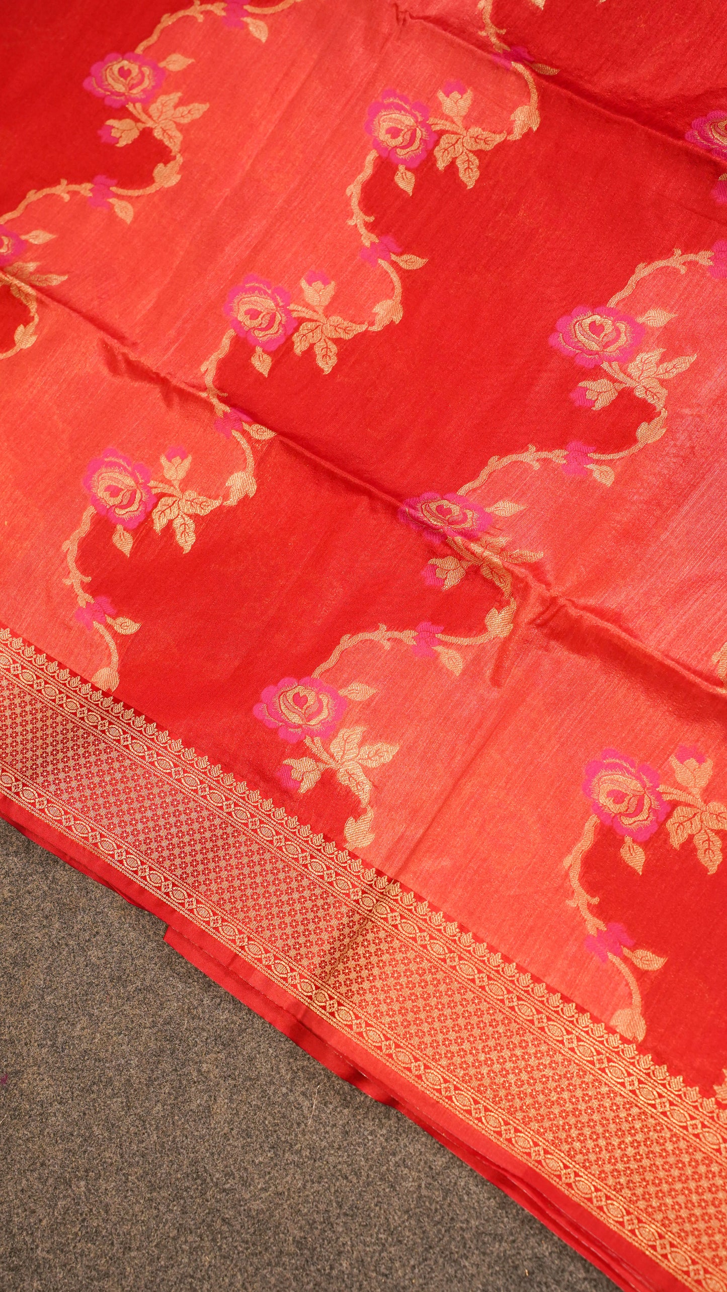 "UTSAV BANARAS 128" Banarasi Red Rangkaat Silk Saree