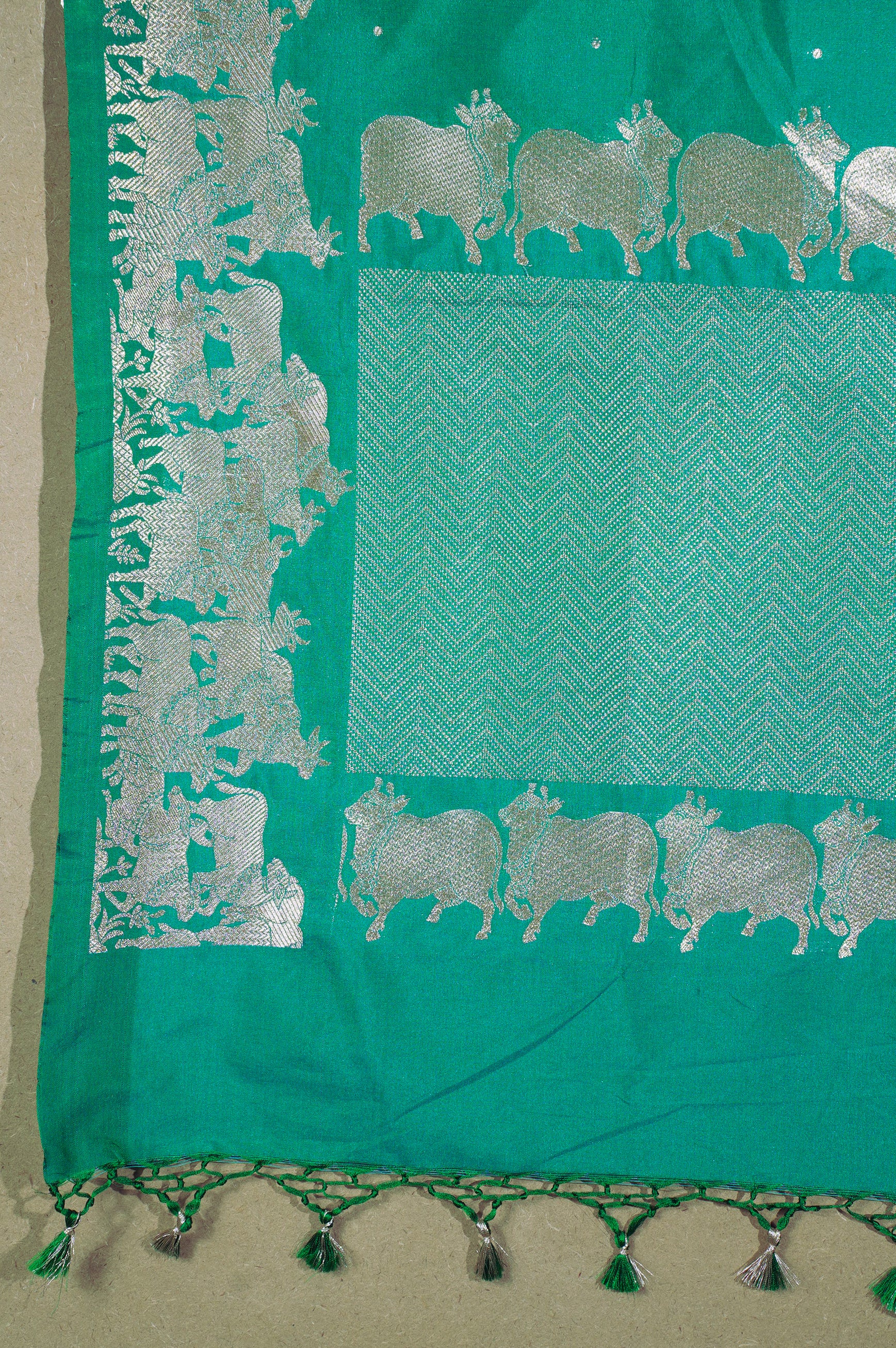 "MCD 003" Banarasi Rama Shikargah Vegan Silk Dupatta