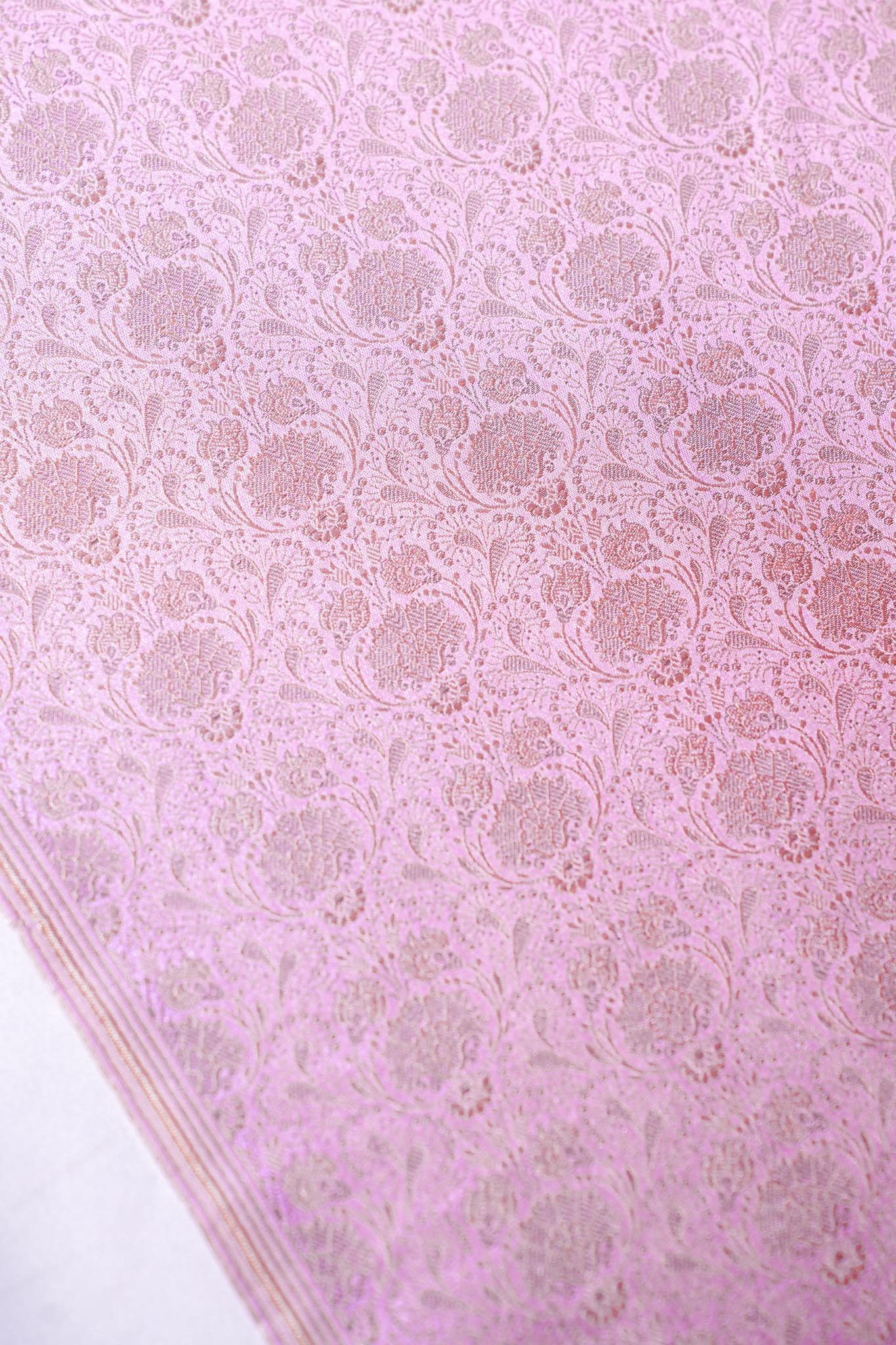 "MCF 28" Banarasi Peach Handloom Tanchui Alfi Jaal Febric