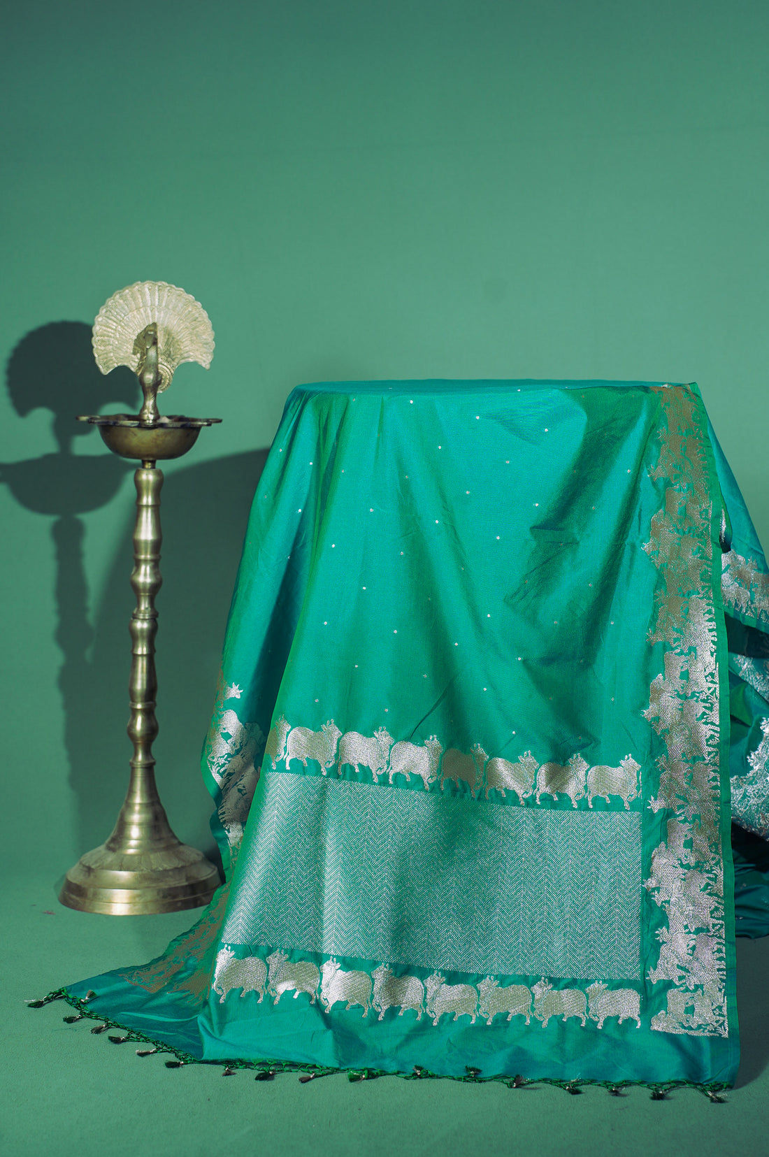 "MCD 003" Banarasi Rama Shikargah Vegan Silk Dupatta