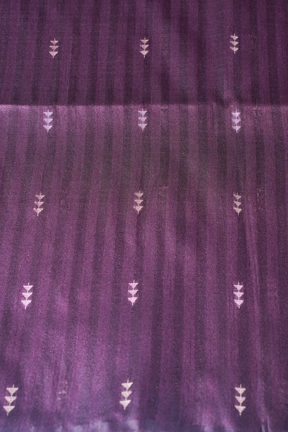 "UTSAV BANARAS 211" Banarasi Elegant Purple Raw Mango Silk Saree With Zari Buta
