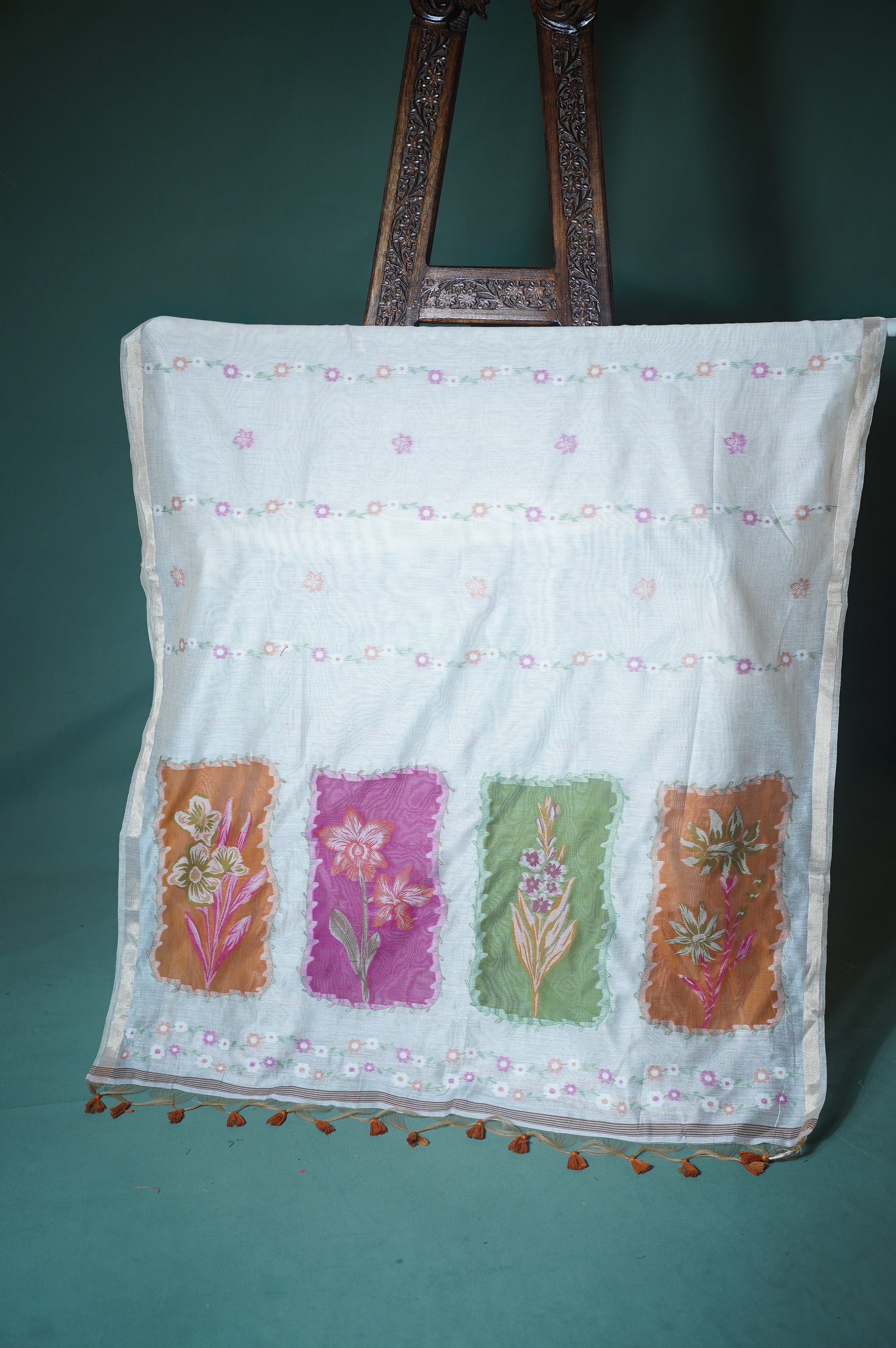 "UTSAV BANARAS 299" Banarasi Cream Chanderi Jamdani Silk Saree with Multi-Color Floral Pallu