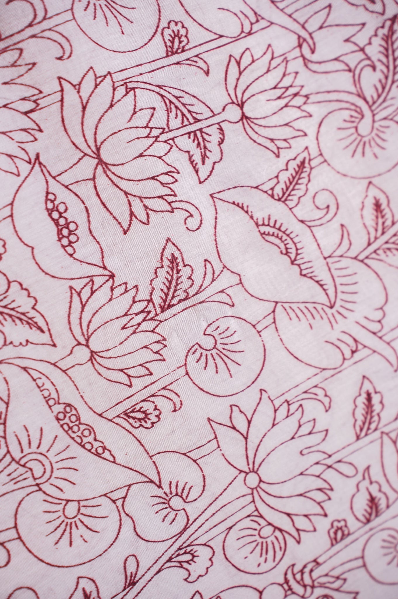 Utsav banaras 365 White Soft Silk Kalamkari Print Saree with Contrast Zari Palla &amp; Border