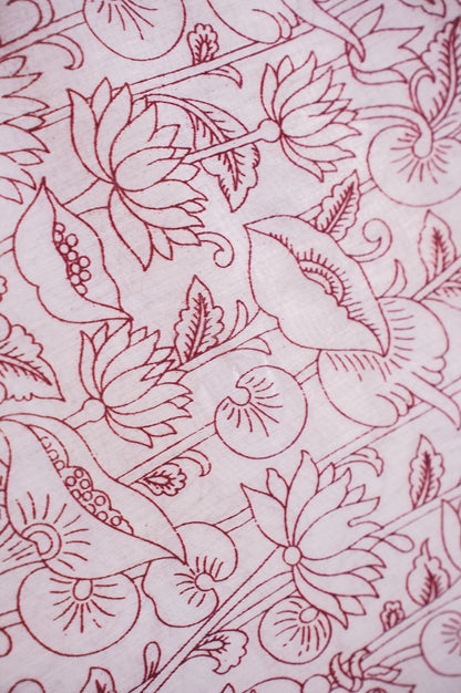 Utsav banaras 365 White Soft Silk Kalamkari Print Saree with Contrast Zari Palla &amp; Border