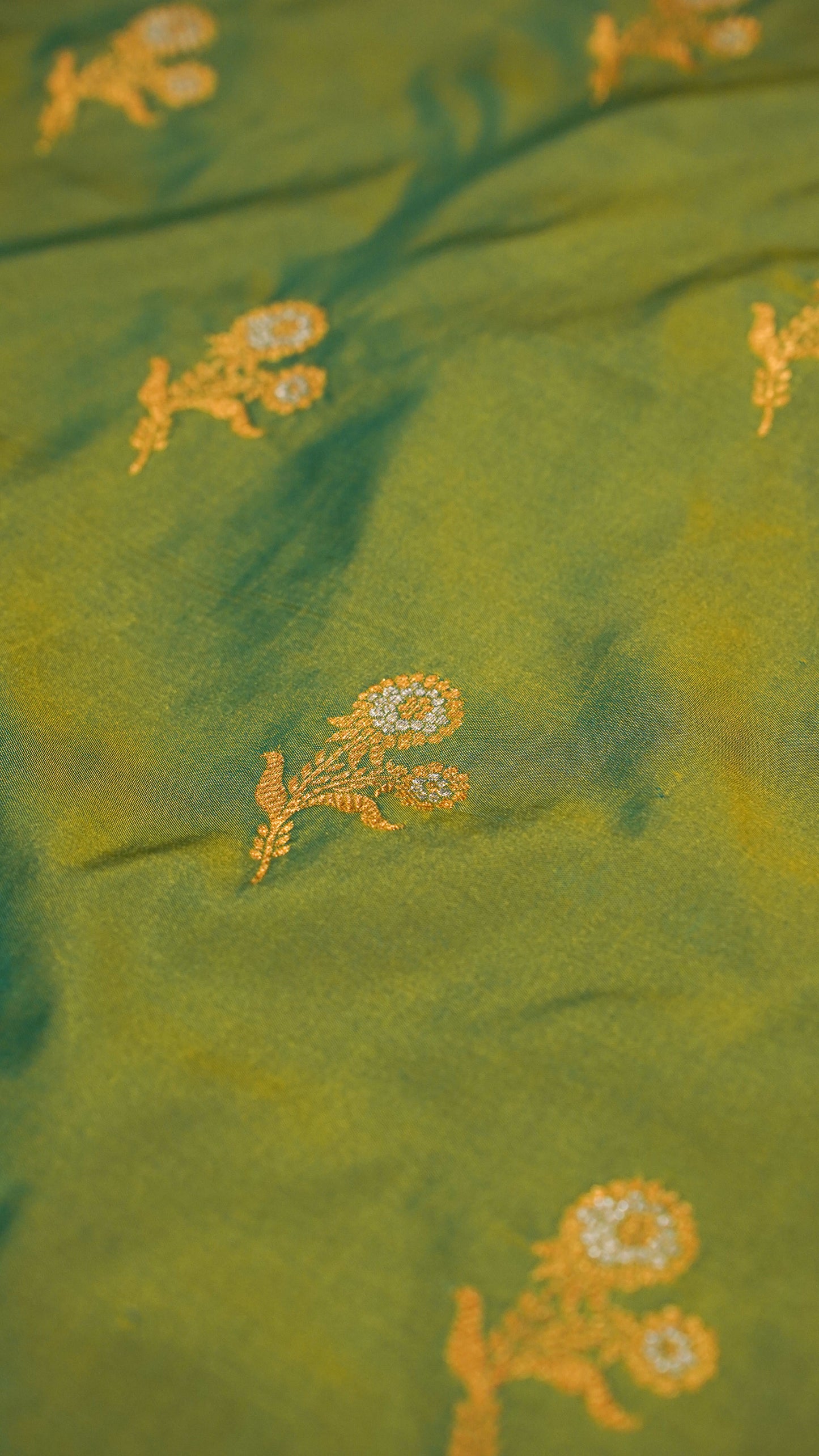 "UTSAV BANARAS 155" Banarasi Green Katan Silk Saree