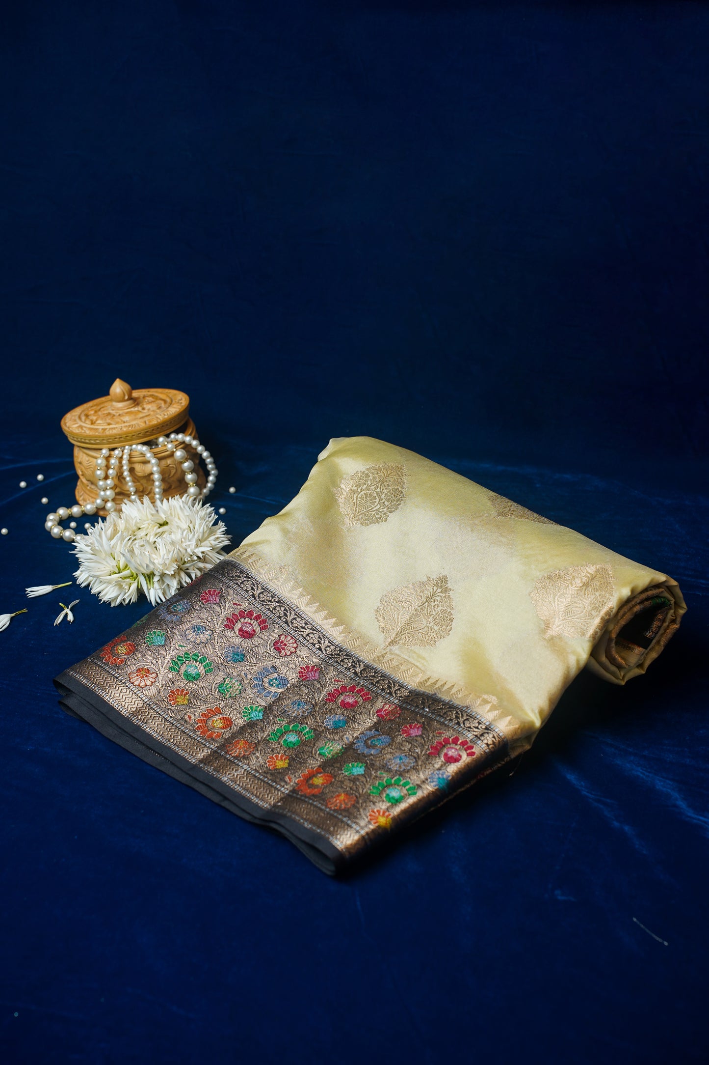 Cream Banarasi Dupion Silk Saree