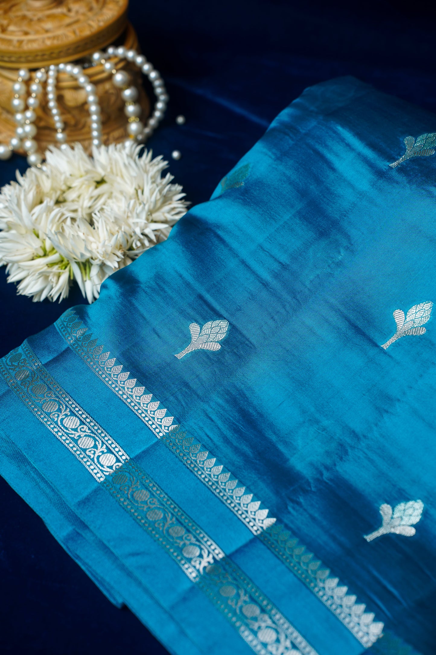 Blue Pure Banarasi Dodama Silk Saree With Kadwa Weave