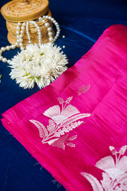 Magenta Pure Banarasi Dodama Silk Saree With Kadwa Woven