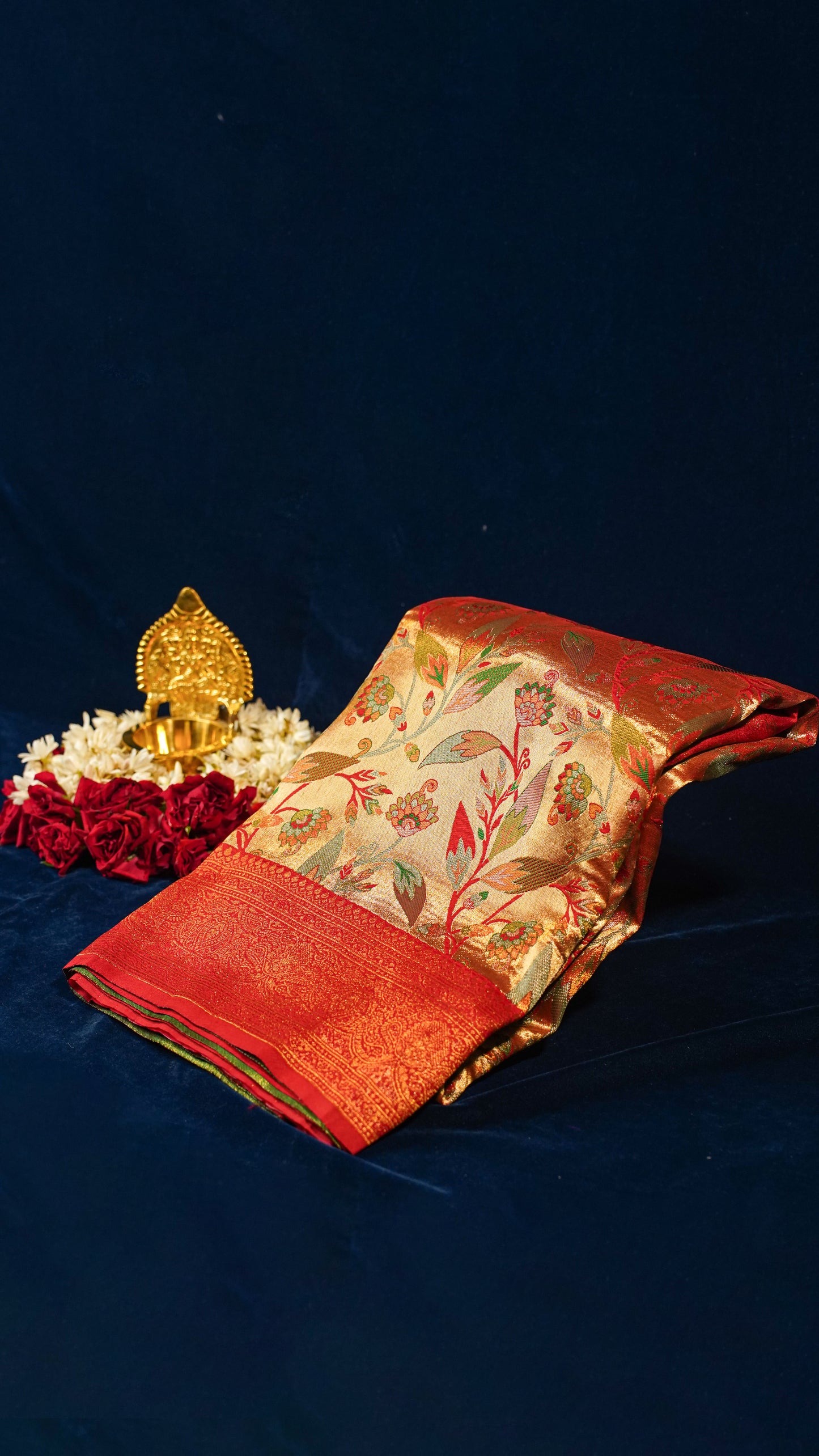 "UTSAV BANARAS 159" Banarasi Rich-Gold Kanjivaram Silk Saree