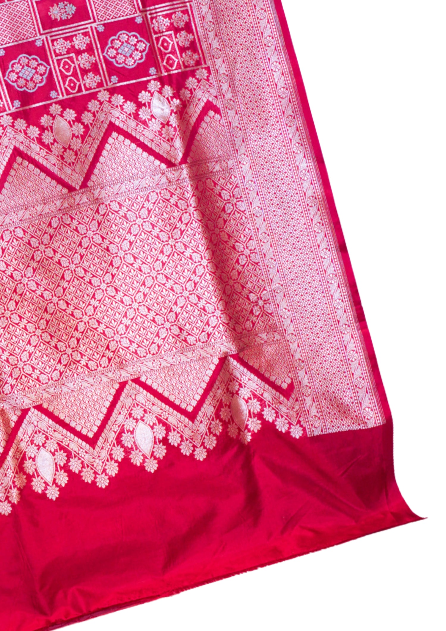 "VIRASAT 270" Banarasi Pure Handloom Uppada Silk Saree with Traditional Jaal &amp; Buta Motifs in Peachy Pink