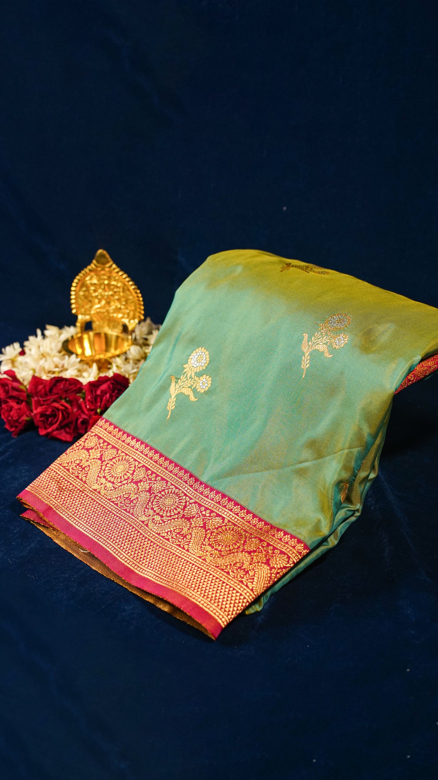 "UTSAV BANARAS 155" Banarasi Green Katan Silk Saree