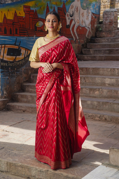 Red Handvoven Banarasi silk saree