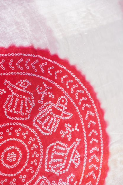 Waah Banaras 066 Creamy White &amp; Chery Red Malai Silk Saree with Chunari Big Buta Print &amp; Zari Border