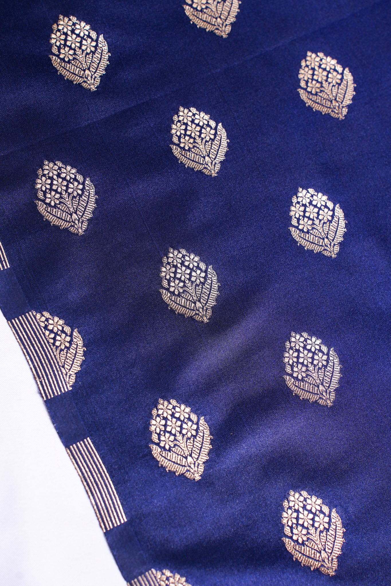 "MCF 9" Banarasi Handwoven Navi Blue Brocade Buta Fabric