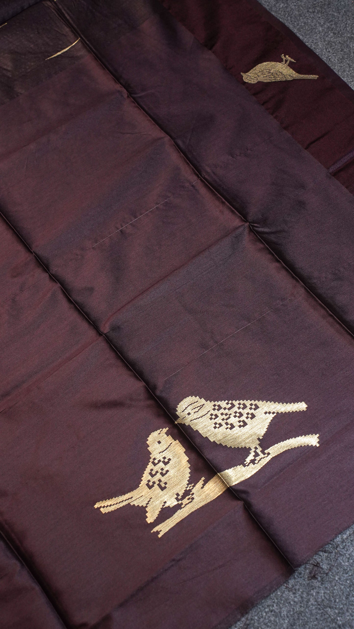 "UTSAV BANARAS 111" Banarasi Dark Brown Raw Silk With Bird Border Saree