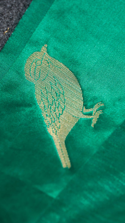 "UTSAV BANARAS 110"Banarasi Green Raw Silk With Bird Border Saree